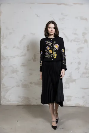 Arrow Pleated Skirt - Black Season To Season