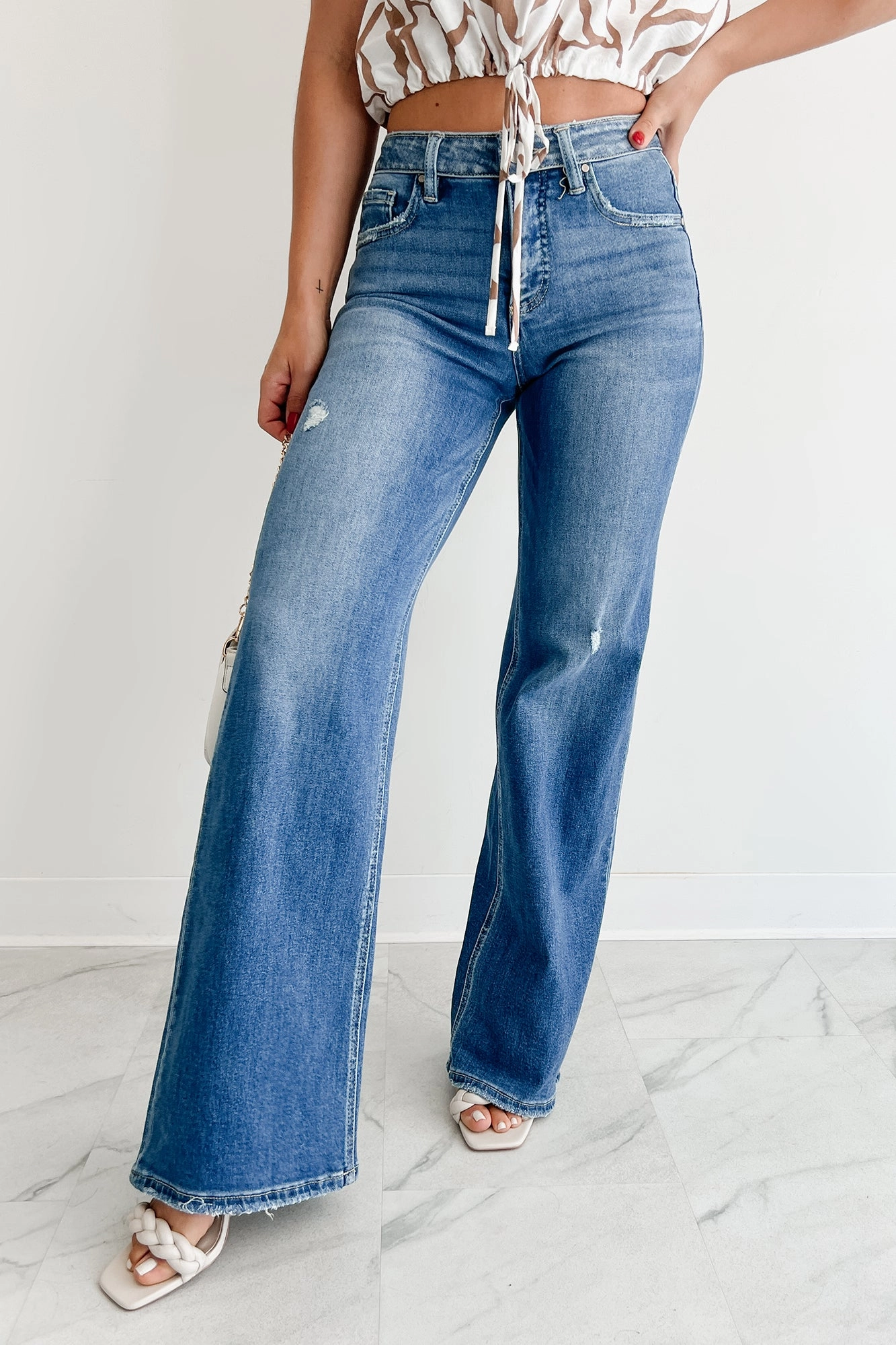 SnagResistant Nico Tummy Control Wide Leg Risen Jeans (Medium)