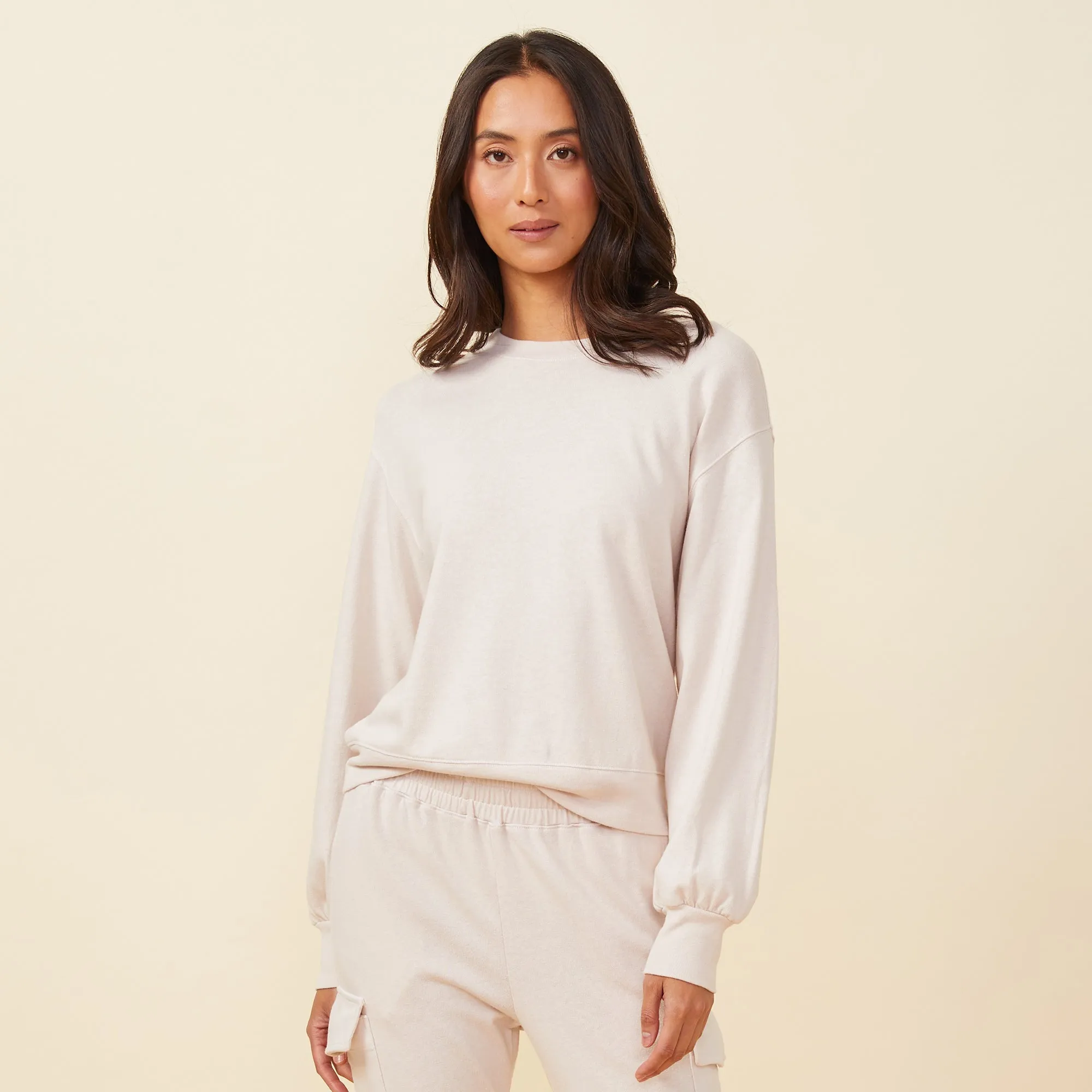 Blouson Sleeve Crew Neck Sweatshirt Bohemian style Temperature Control Technology