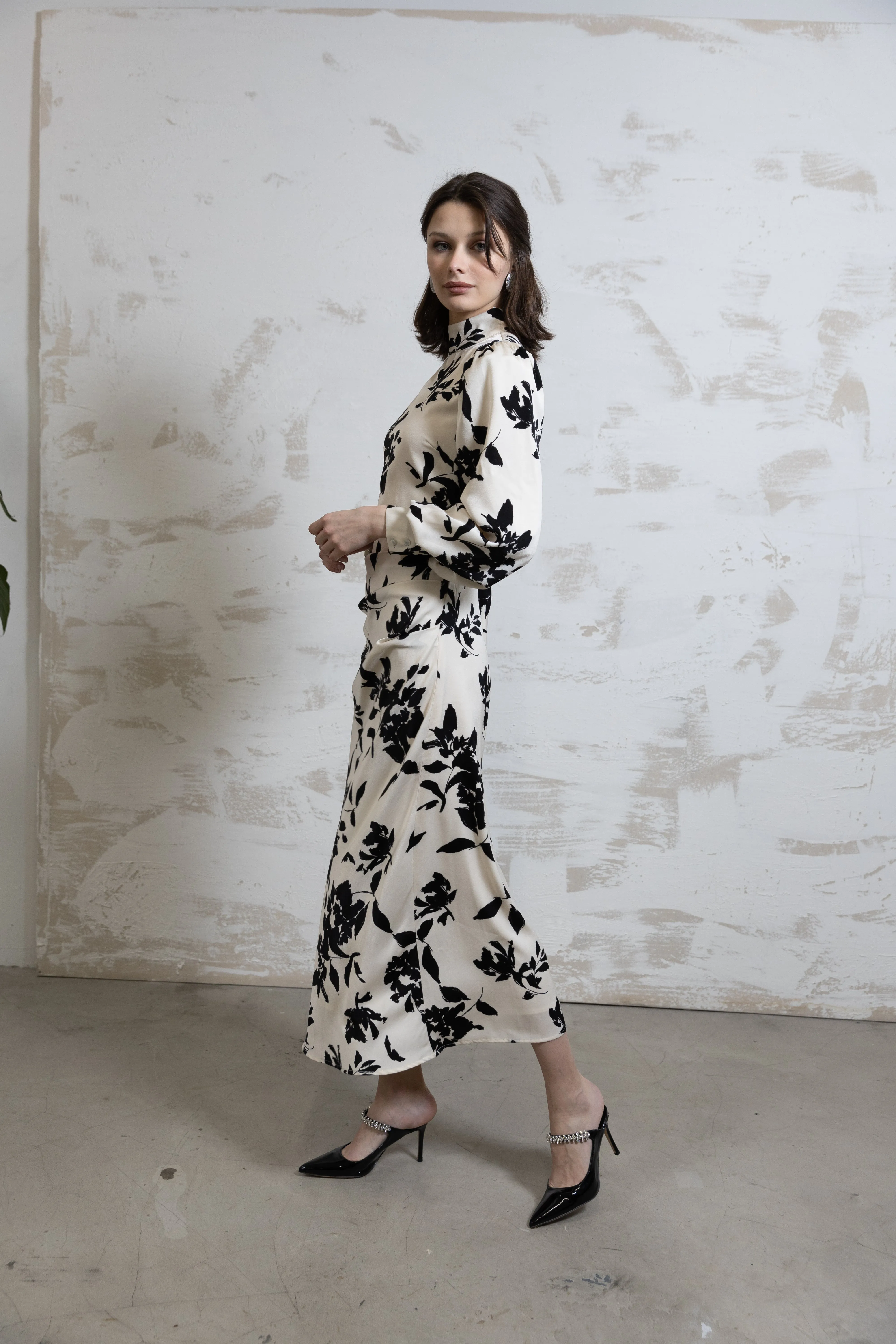 Noir Fleur Maxi Cool Motion