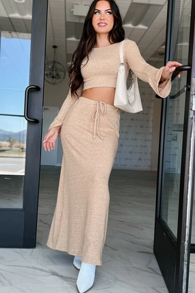 Rewriting The Script Brushed Knit Maxi Skirt (Oatmeal) Dressy look