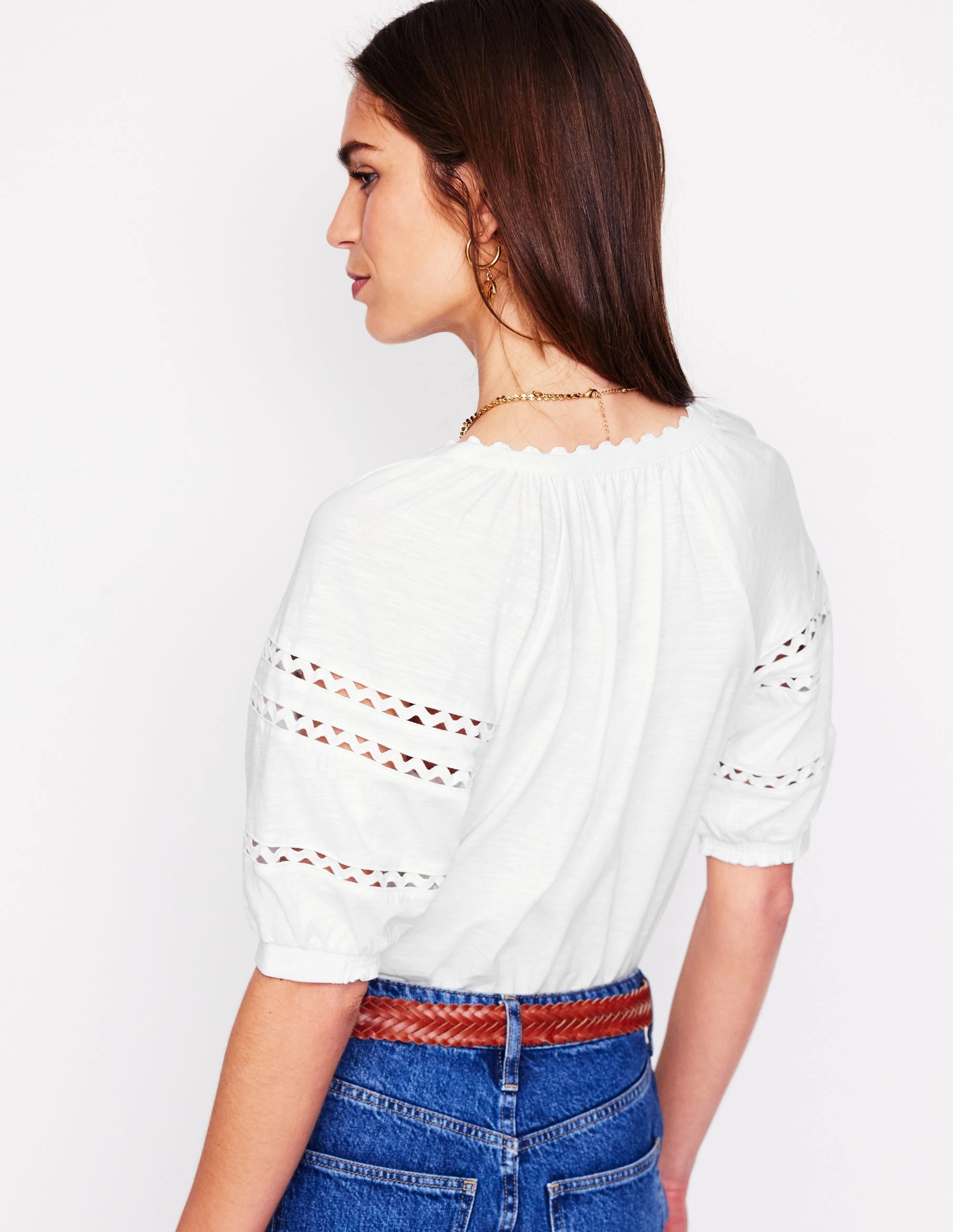 Maisy Rikrak Trim Top-White Multipurpose Design Tubular Body Construction
