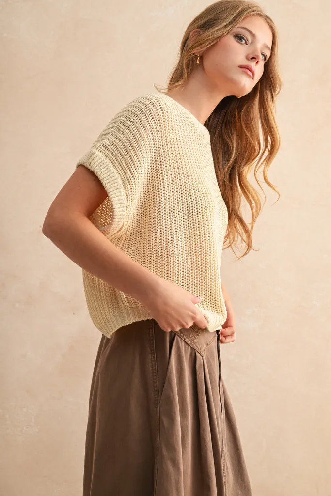 Erasable Surface Coating Modular Pocket Layout Maggie Cap Sleeve Sweater in Cream