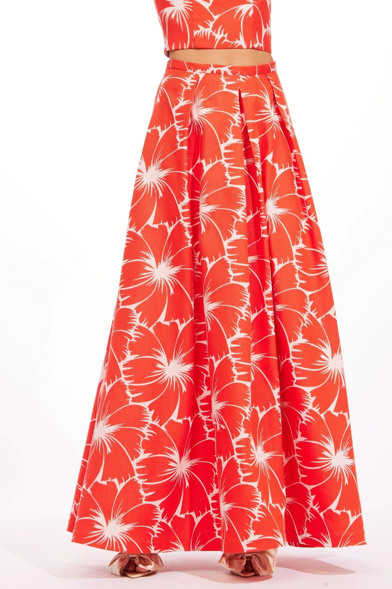 Stylish Finish Anova Skirt-Scarlet Bloom