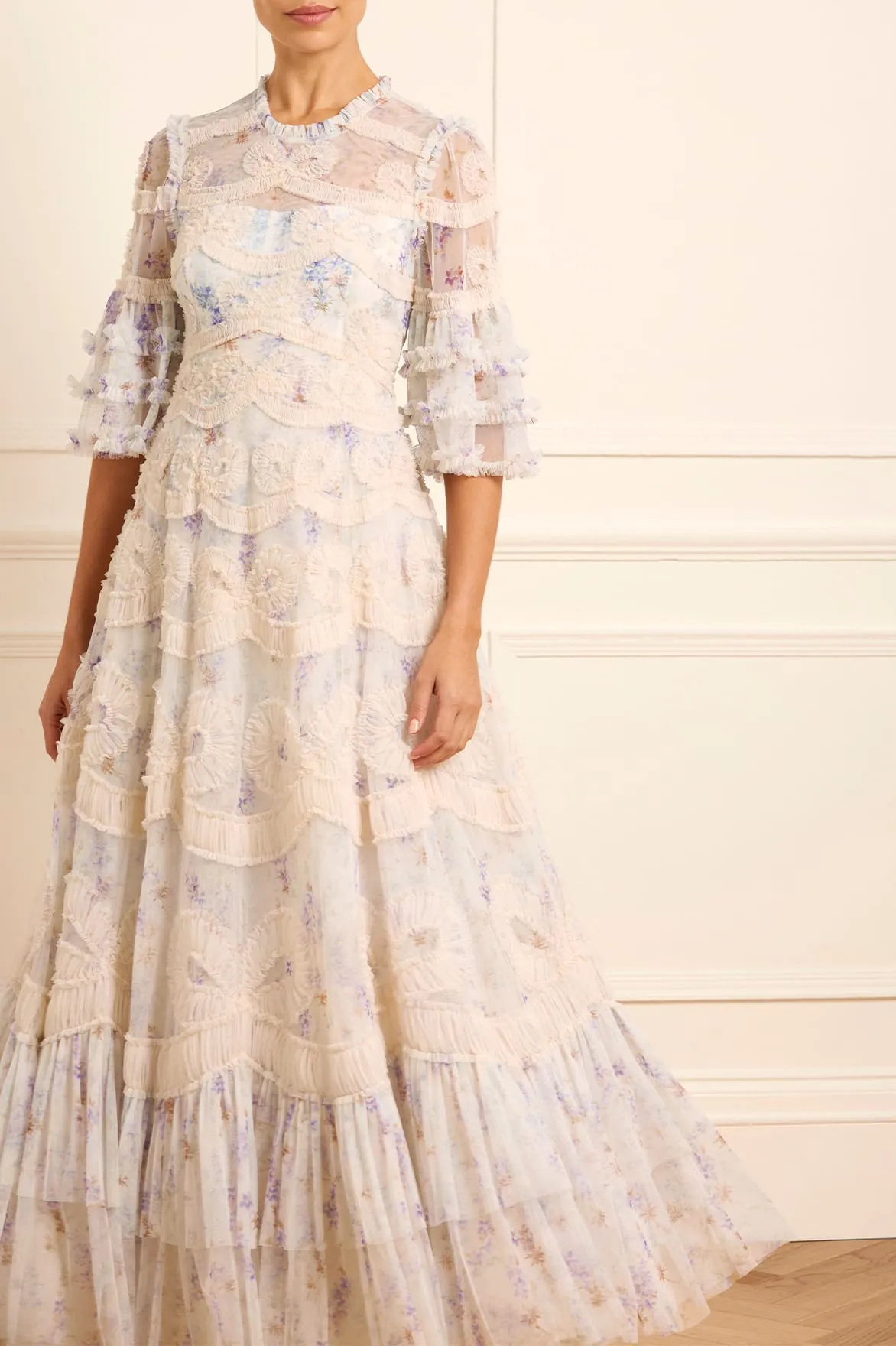 Day-To-Night Wear Relaxed Fit Look Ophelia Ditsy Ingrid Gown