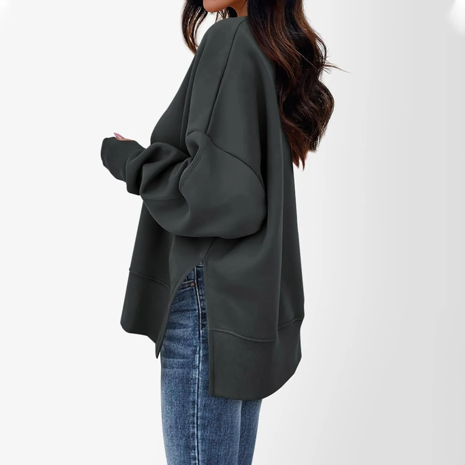 Oversized Crewneck Sweatshirts Women Side Slit Sweatshirt Cute Y2k Tops Preppy Long Sleeve Sweatshirt with Thumb Holes