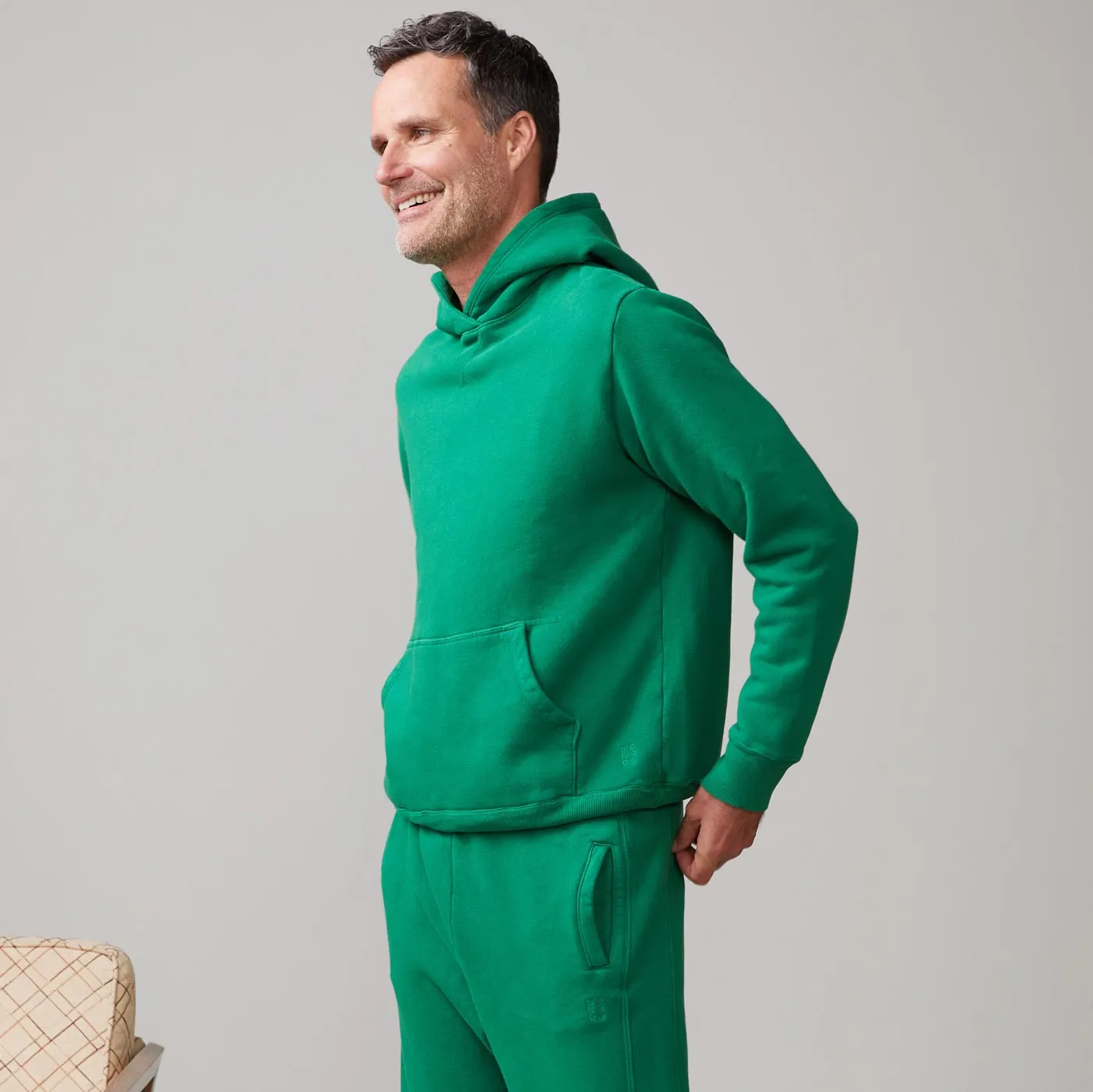 FadeResistantTechnology AllSeason Wearability Oversized Hoody