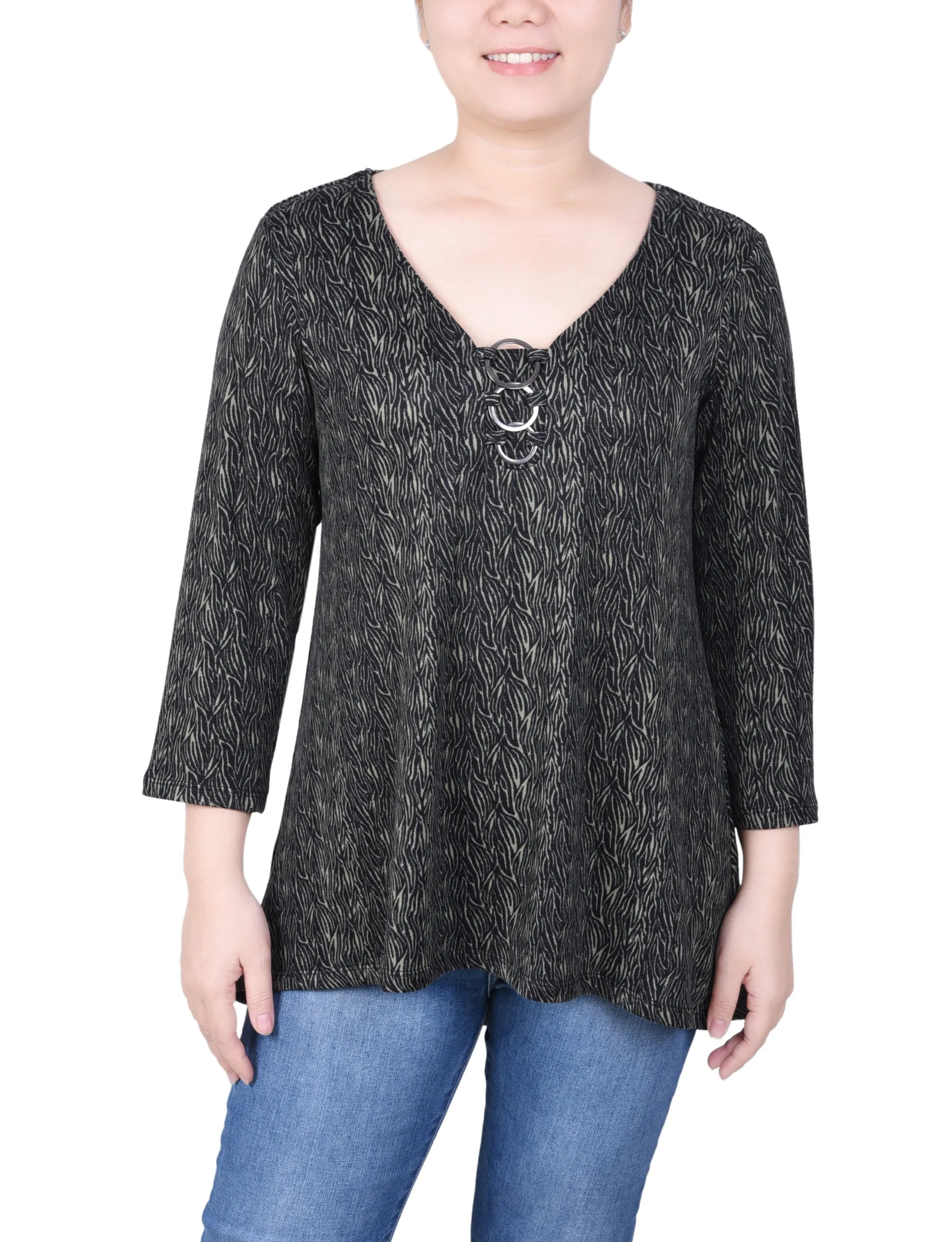 Airflow Ventilation Zones Multi Panel Cut Petite 3/4 Sleeve 3-Ring Top