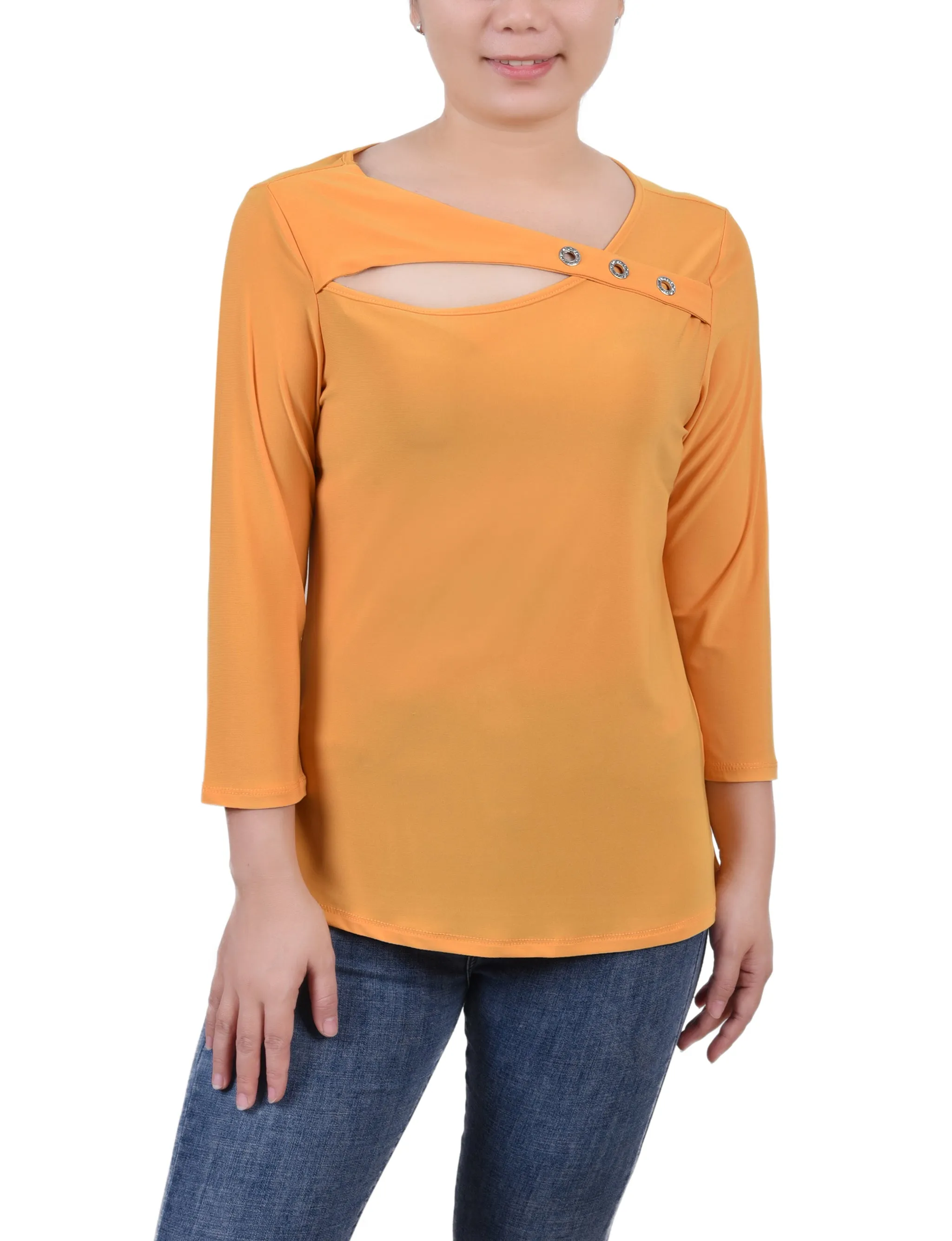 Petite 3/4 Sleeve Cutout Top MinimalistStyle FadeResistant