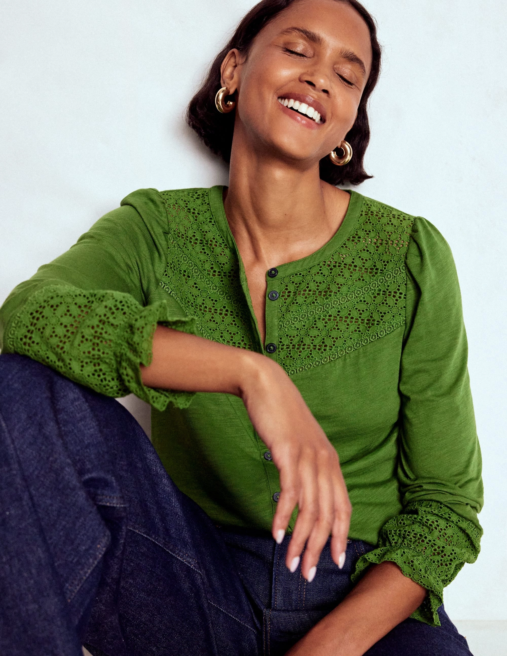 Pippa Broderie Jersey Shirt-Promenade Green Double Needle Hemming