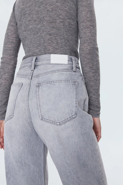 Outfit Mix classic clothing Pistola Wes High Rise Barrel Jean in Enigma