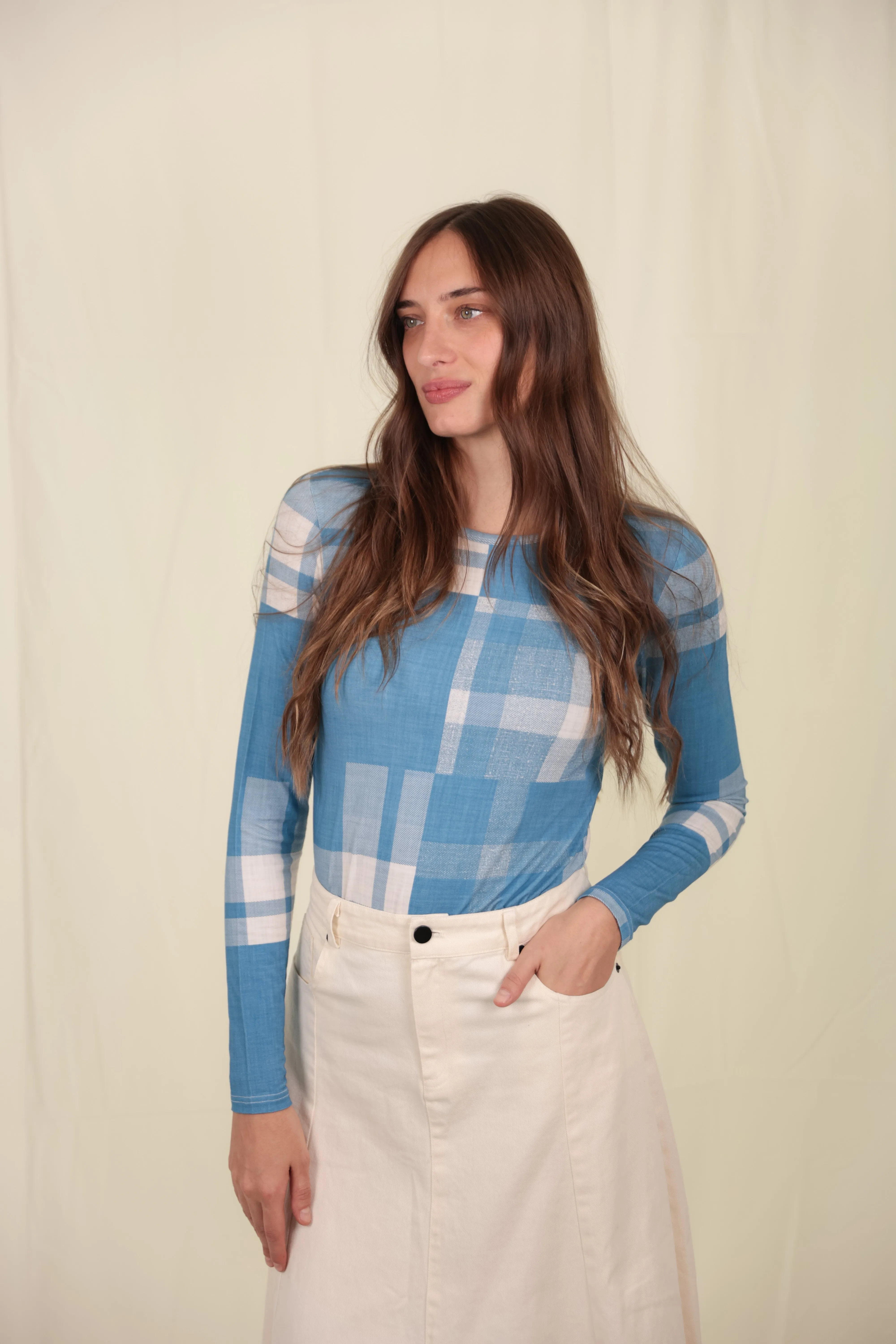 Designer-Label Plaid Tee Folk Motif