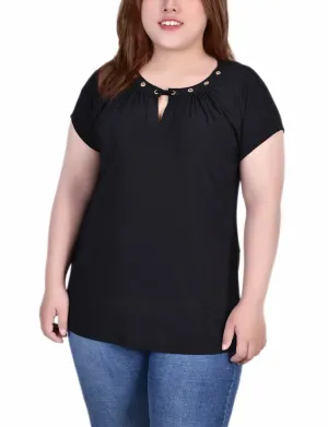 Oversized Collar Flexible Ribbing Plus Size Short Sleeve Grommet Top With Keyhole