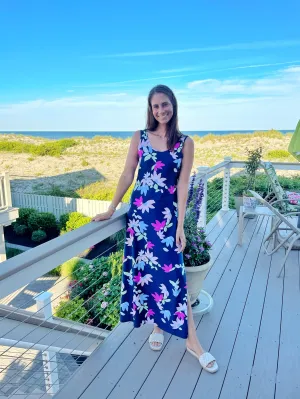 Maui Maxi Dress Falling Floral Sage Detail Timeless fitted silhouette