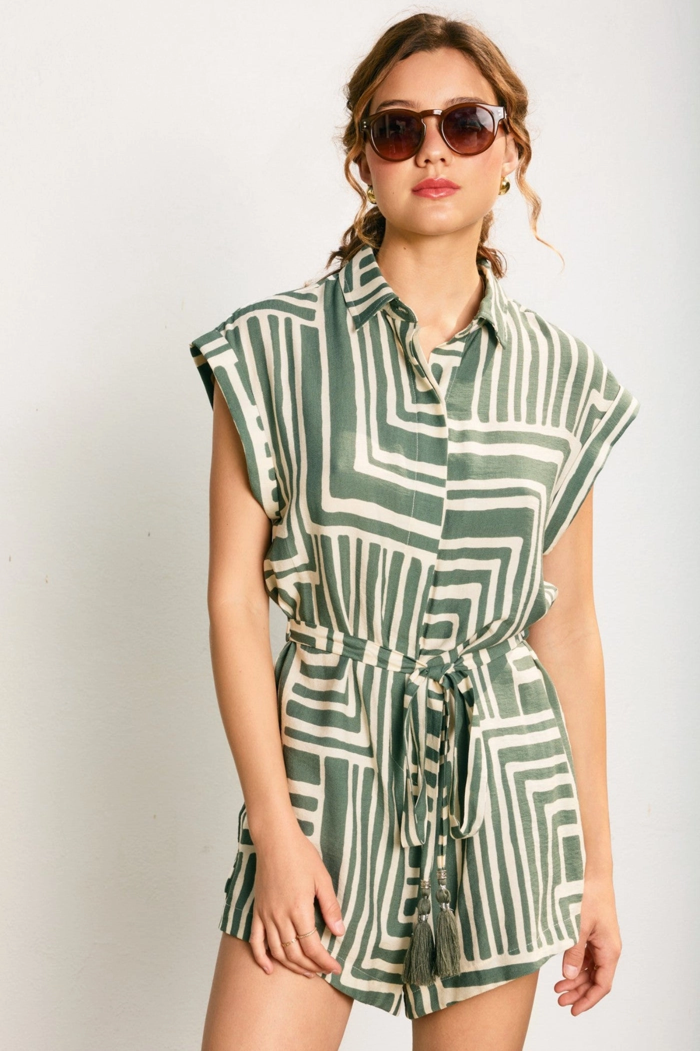 Unique Traveler AISLINN BUTTON DOWN ROMPER