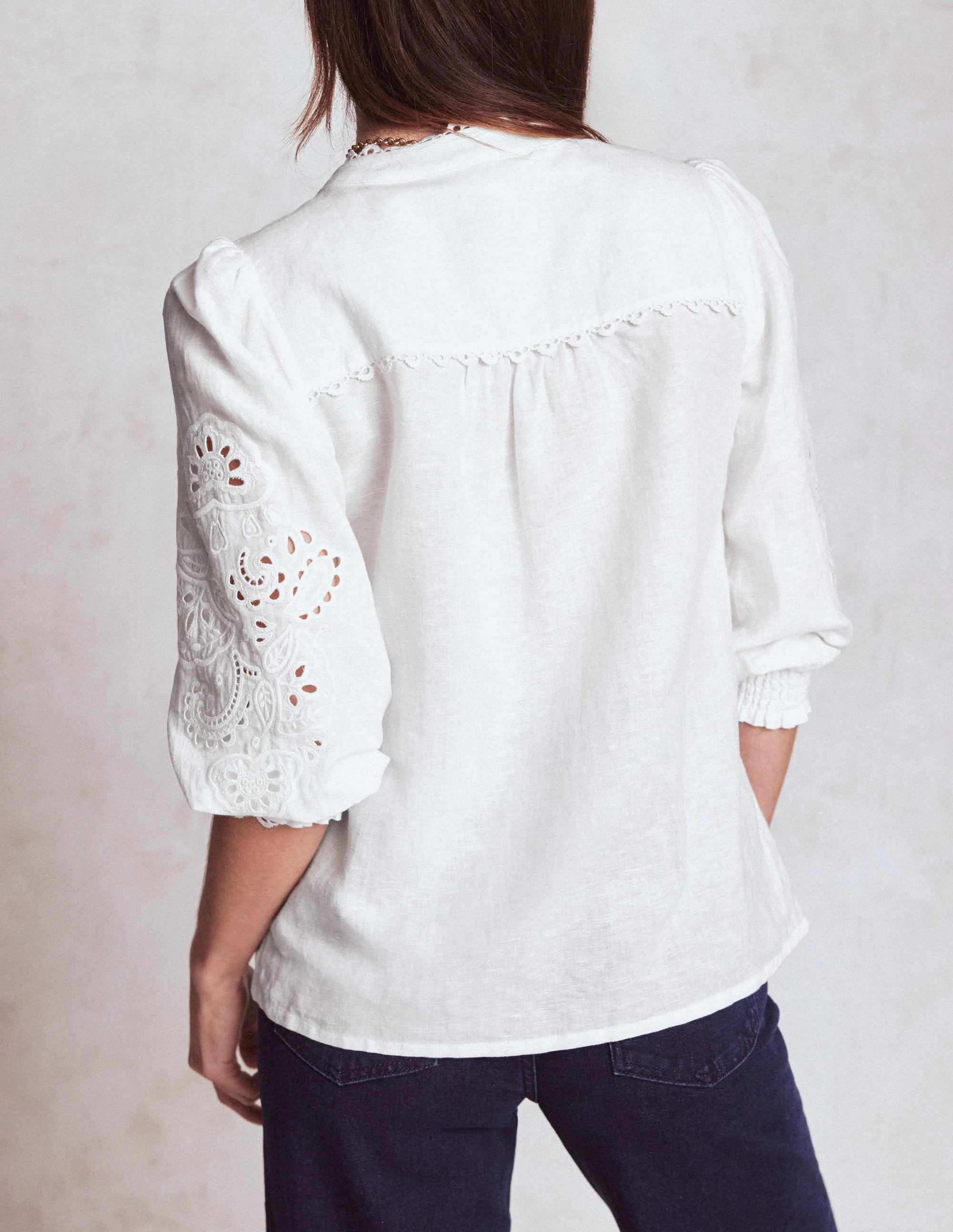 Adjustable Fit System Alicia Cutwork Linen Top-White, Cutwork Embroidery