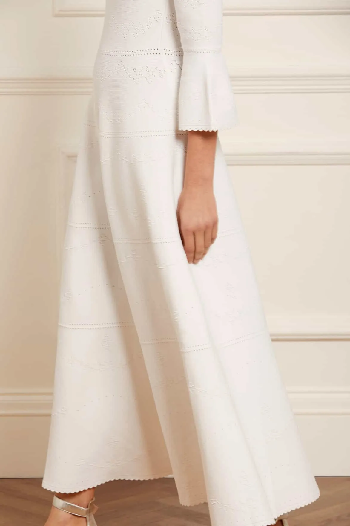 Pretty Pointelle Knit Gown Feminine Design Fashionable Cut