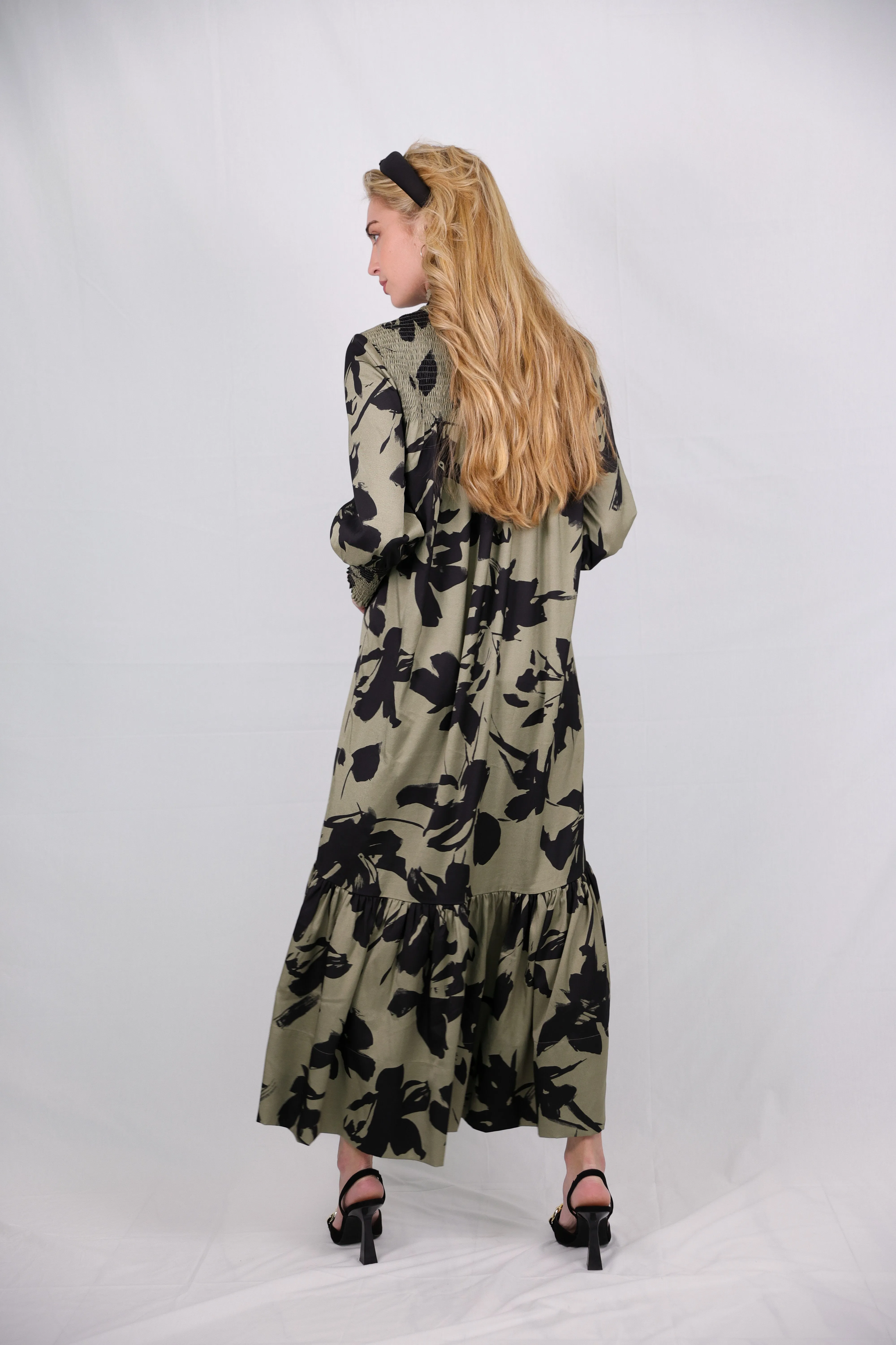 Esme Hunter Floral Maxi Dress relaxed shape