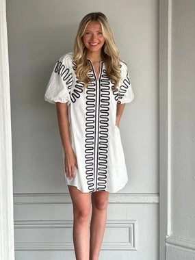 Wrinkle Free Texture Puff Sleeve Embroidered Dress in White