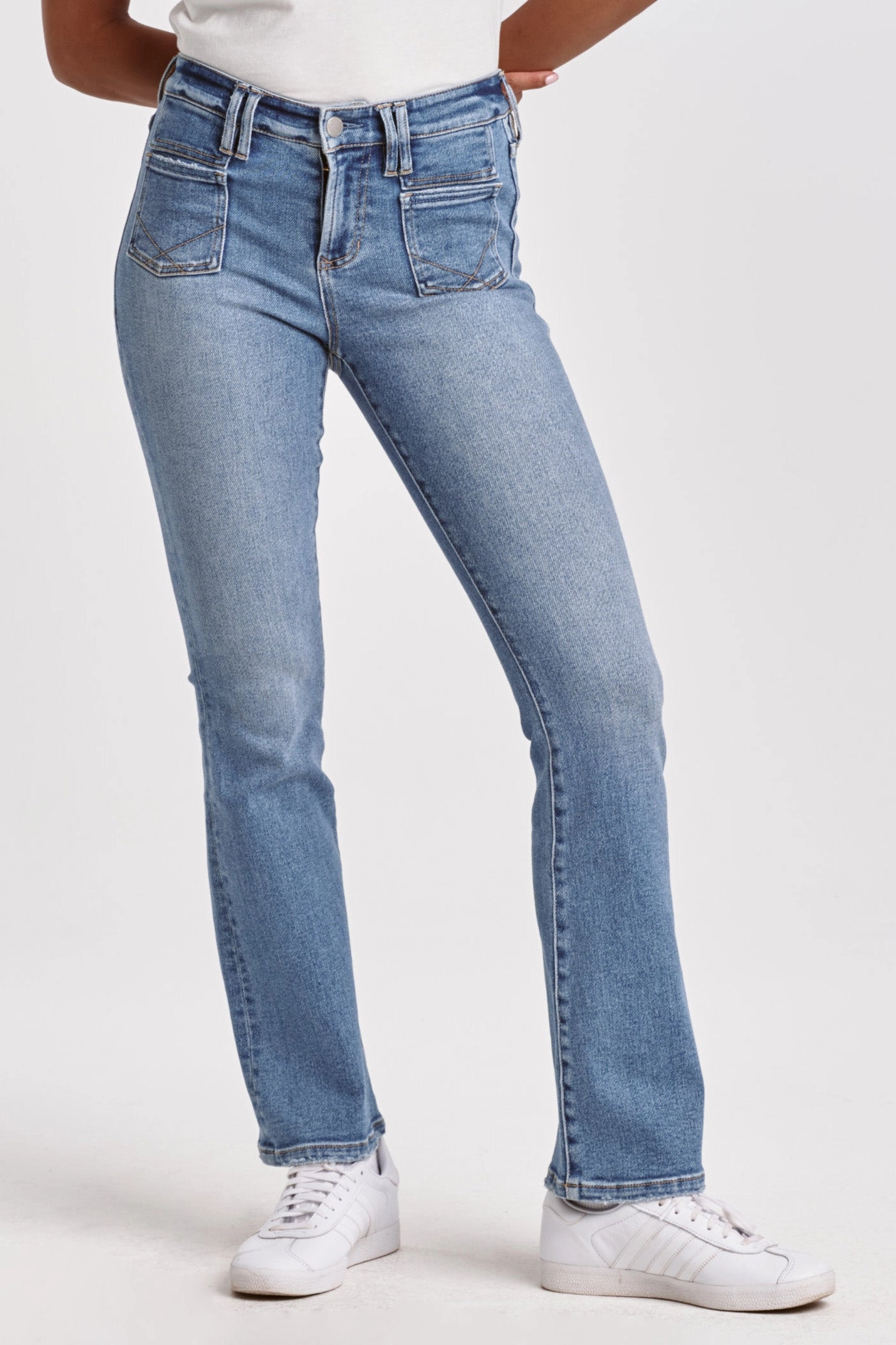 Warm Layer Summer Polo Dear John Jaxtyn High Rise Bootcut Jeans in Louisiana
