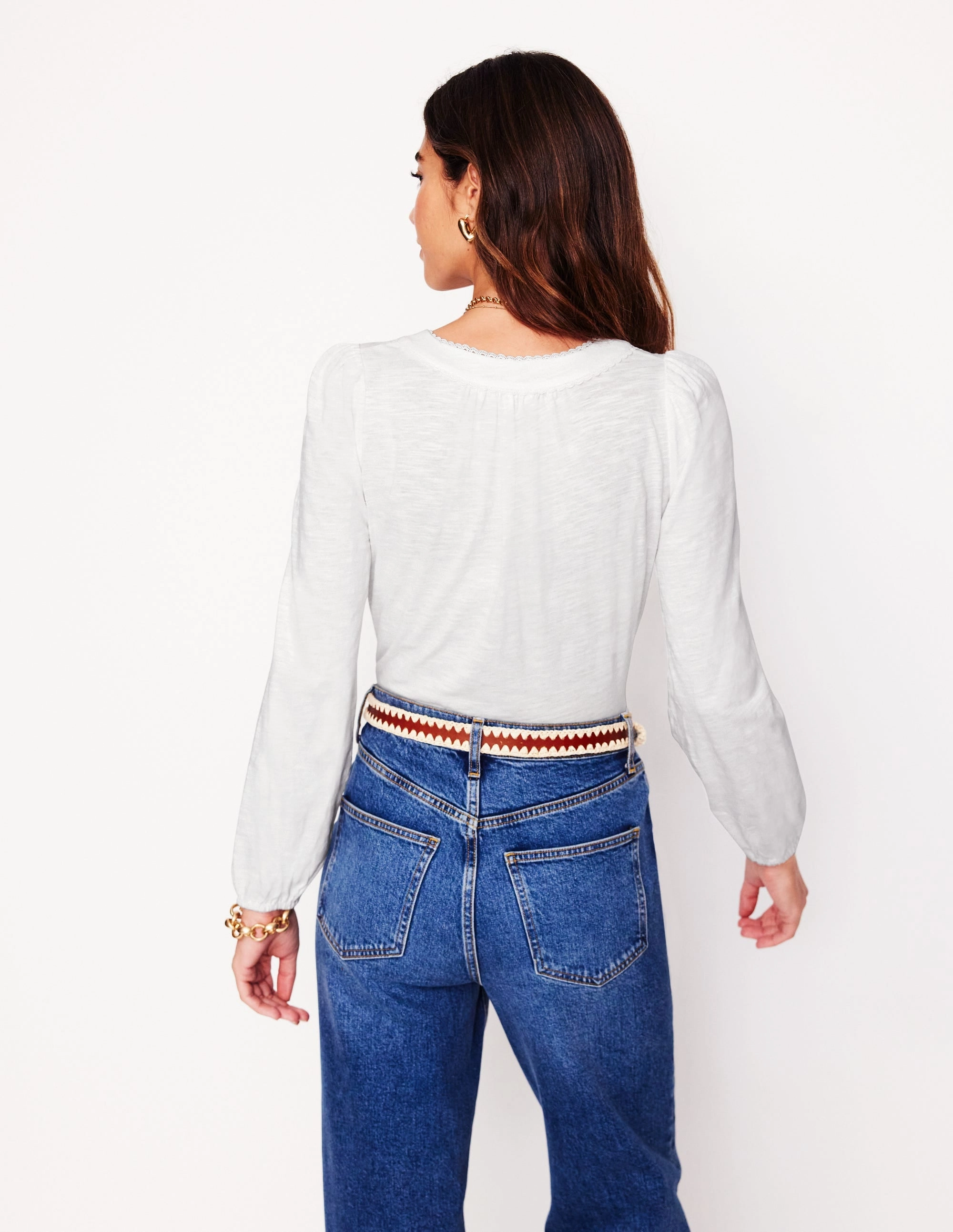 LightweightFabric Ava Long Sleeve Trim Top-White