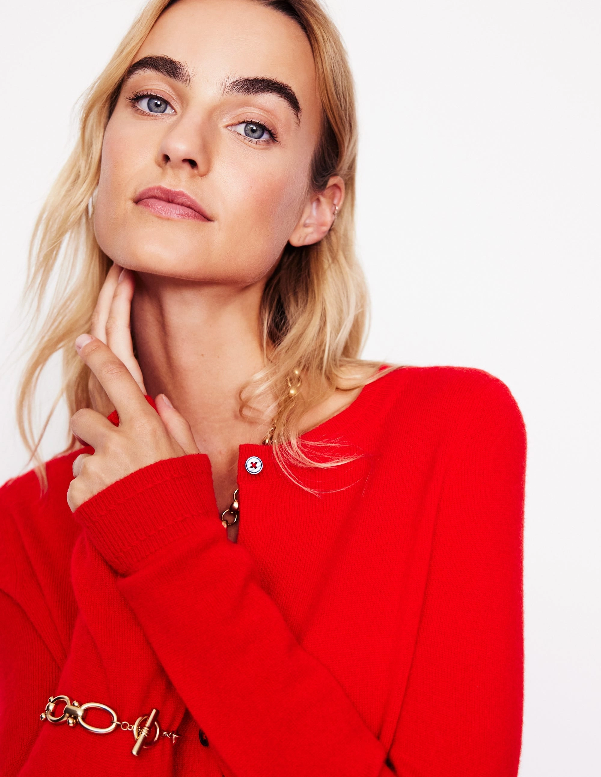 Eva Cashmere Crew Cardigan-Rouge Red Crisp Look