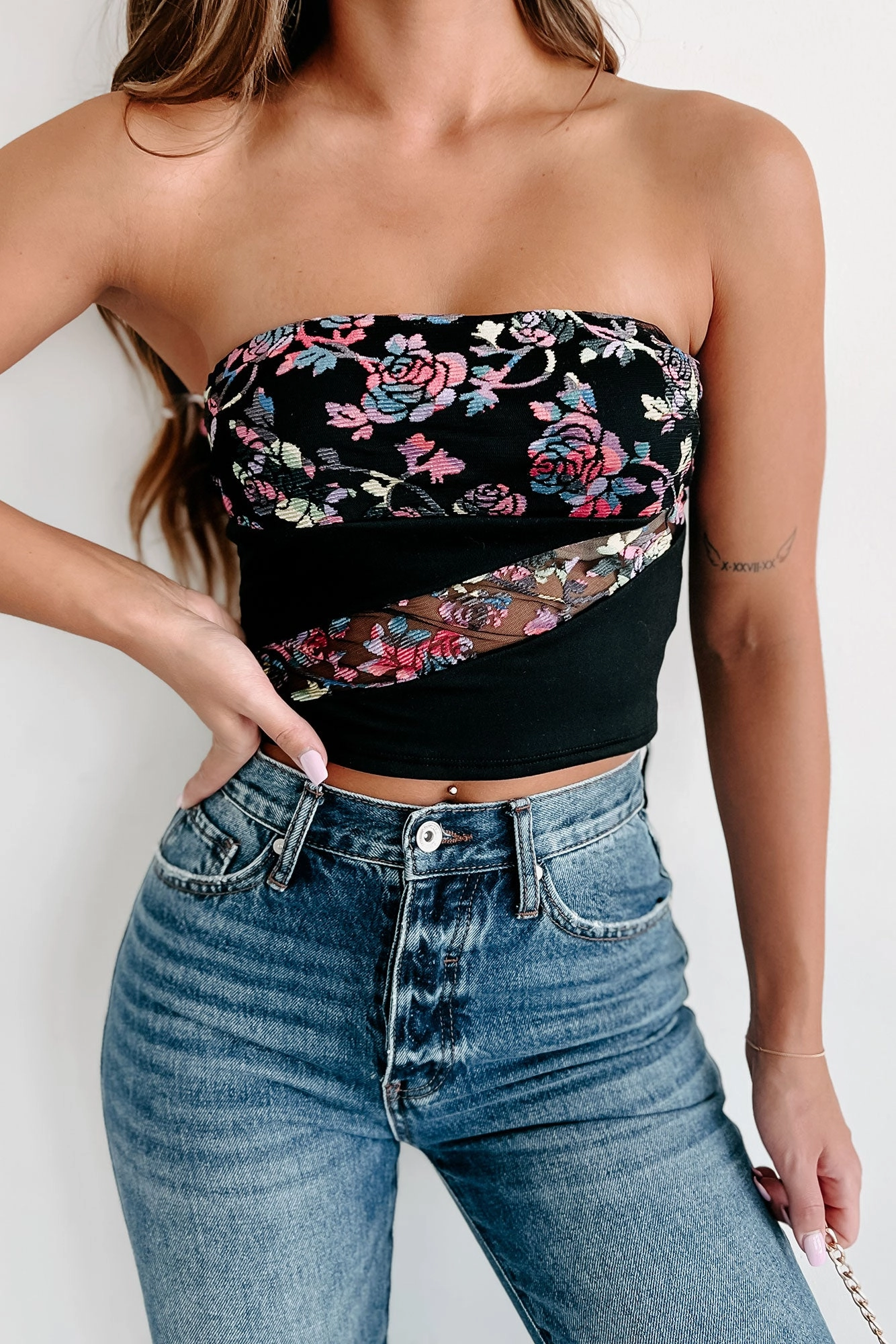 LowImpact Dye Process Casual Wear My Next Muse Floral Knit Tube Top (Fuchsia/Black)