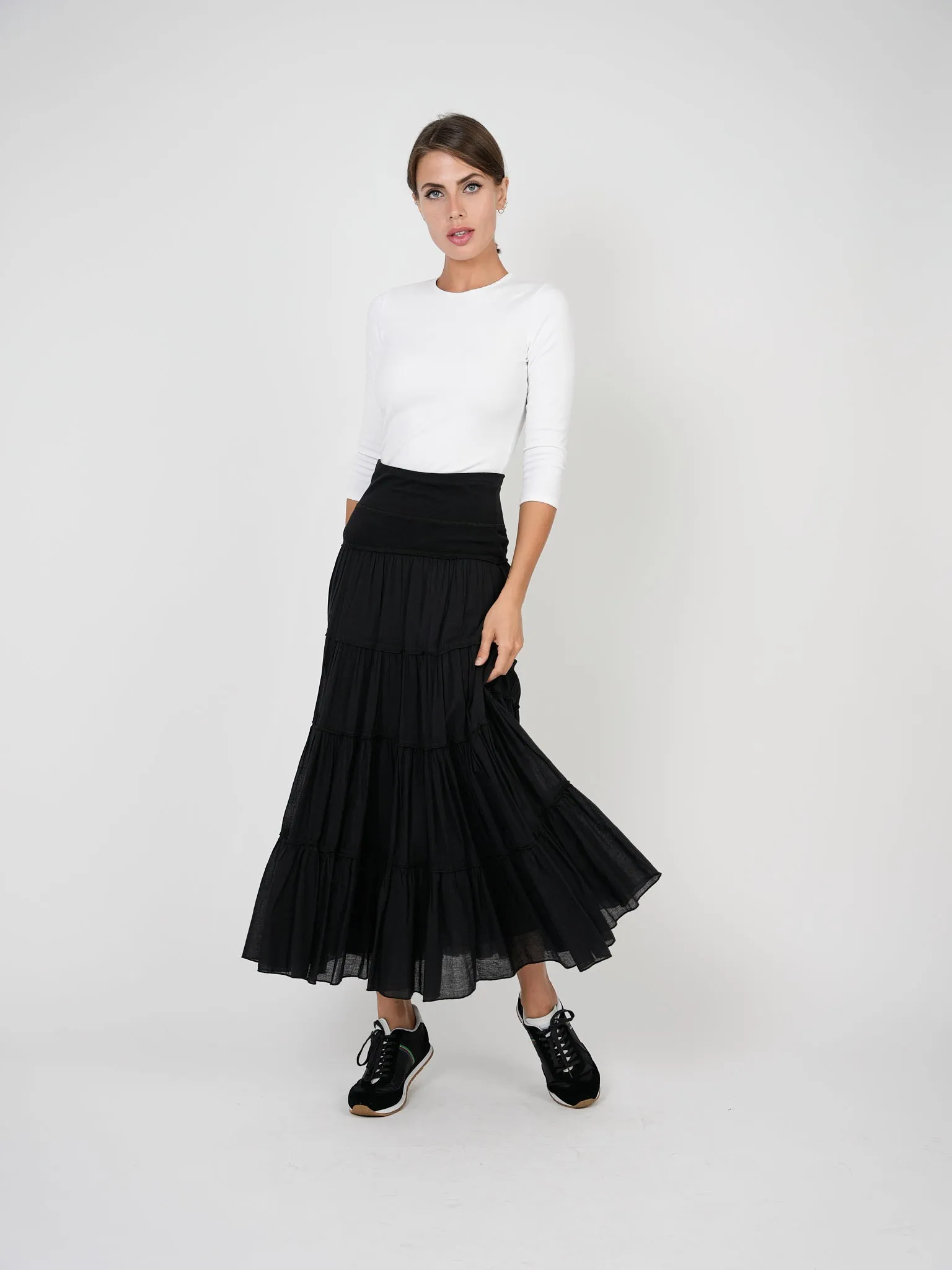 Simple Fashion Red Myth Black Long Shirring Skirt SA9CM314L