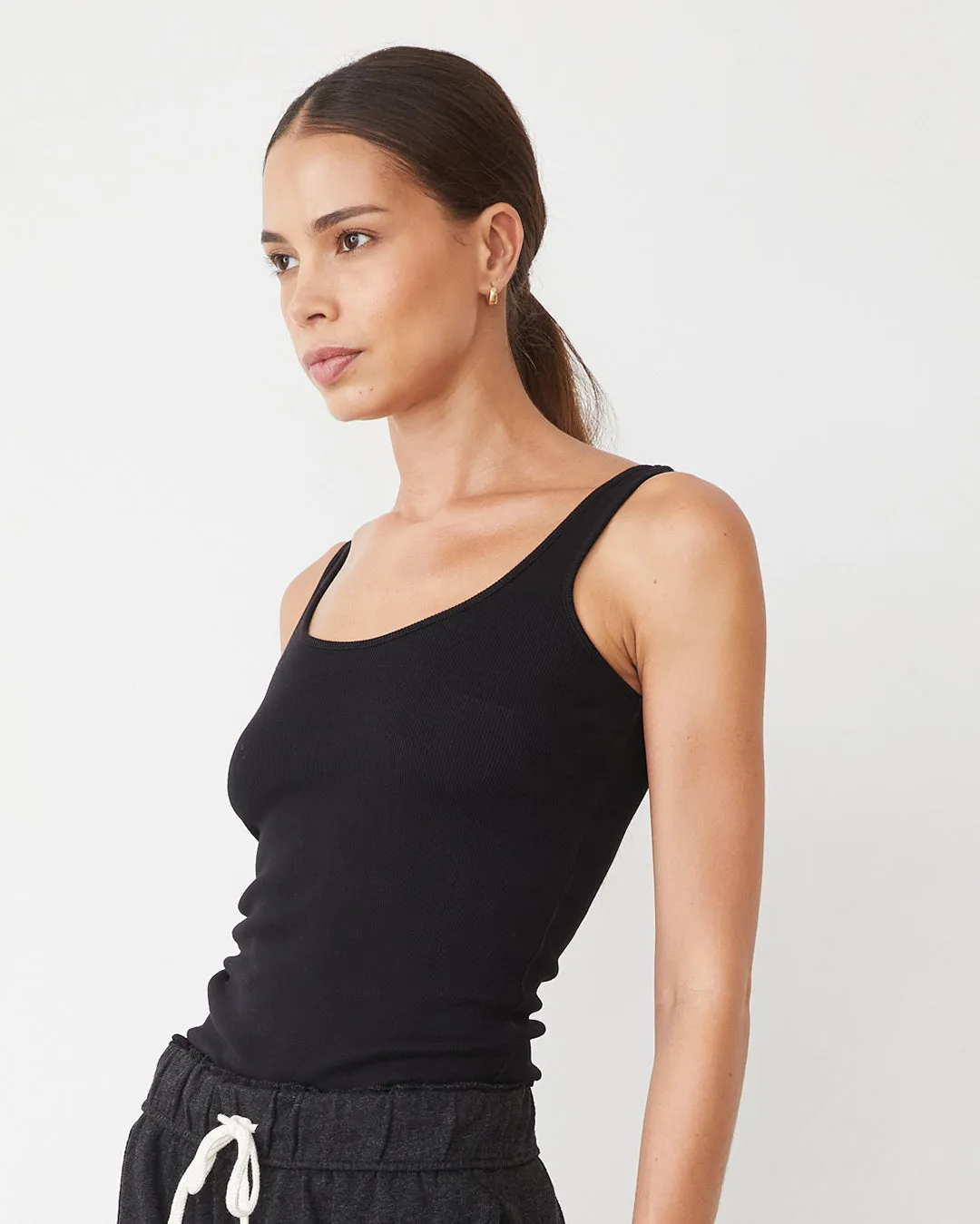 Supimaluxe Rib Scoop Neck Tank Reflective Detailing Breathable Material