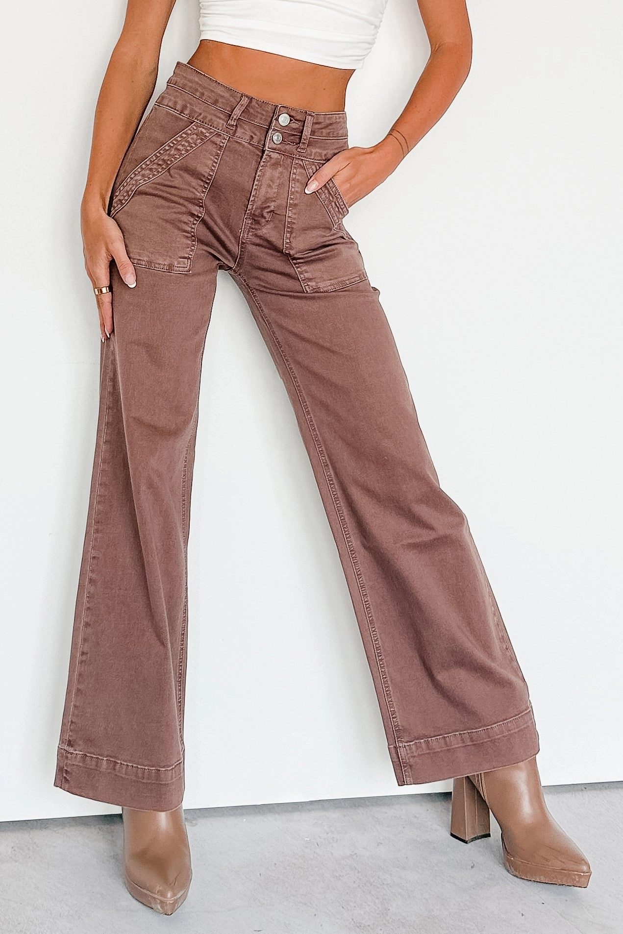 Convertible Design Henley Wide Leg Mica Denim Jeans (Cocoa)