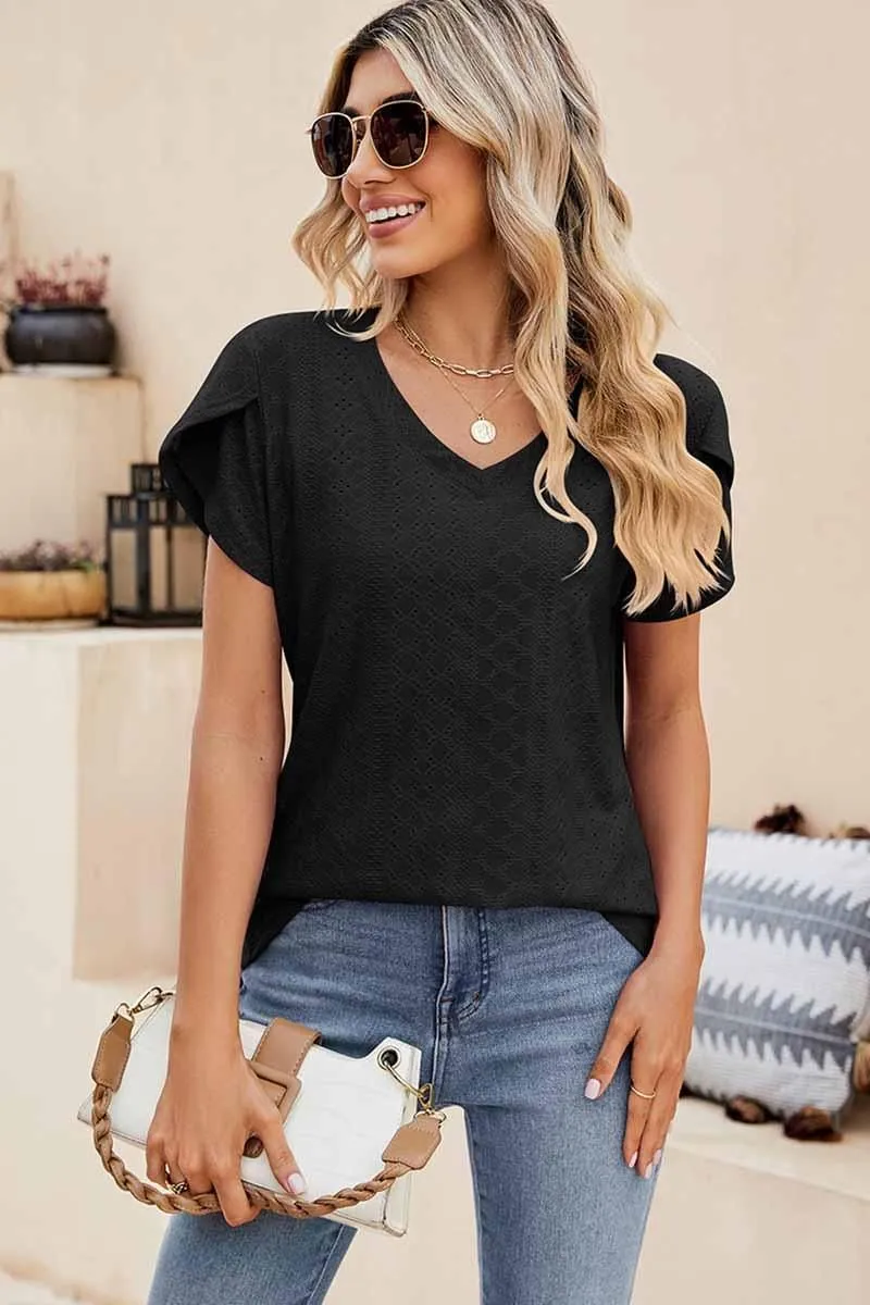 PUNCHING LACE TULIP PUFF V NECK T-SHIRTS ButterySoftTextile