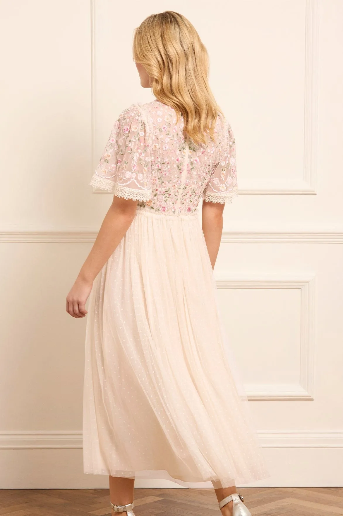 Easy Layering Mood Look Rosie Lace Bodice Short Sleeve V-Neck Ballerina Dress