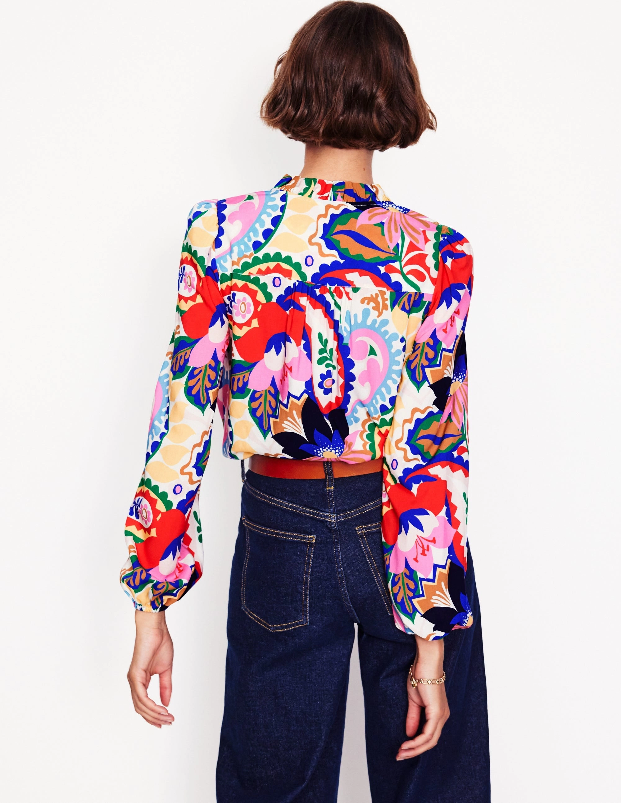 Ruffle Collar Blouse-Ivory, Botanical Paisley Water resistant coating ReflectiveDetails