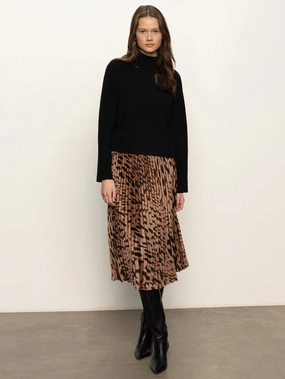 Ribbed Trim SeamFreeShoulder Sanctuary Nostalgia Pleated Midi Skirt in Mocha Leo