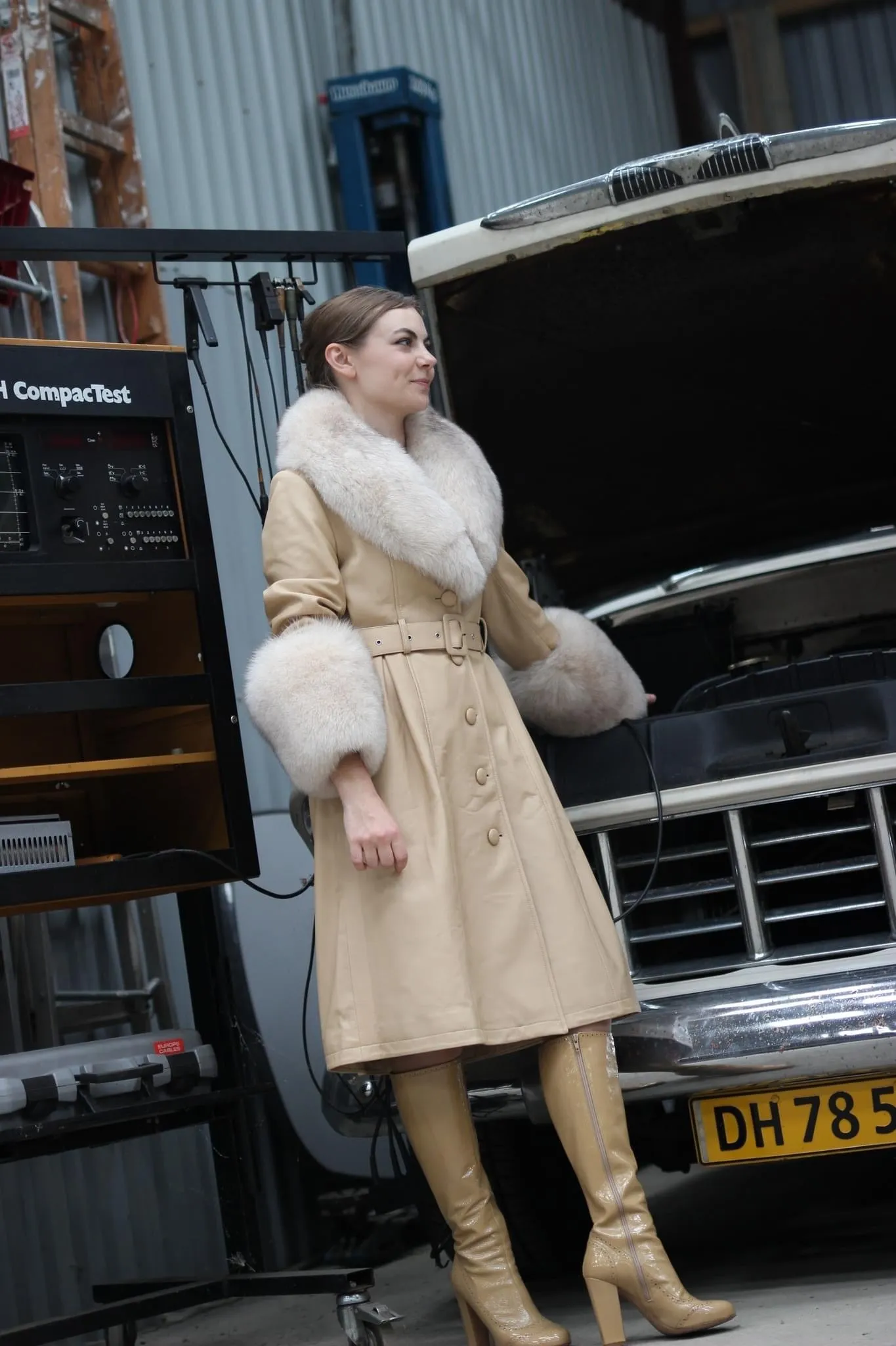 SARAH Trench Coat Beige PRE-ORDER