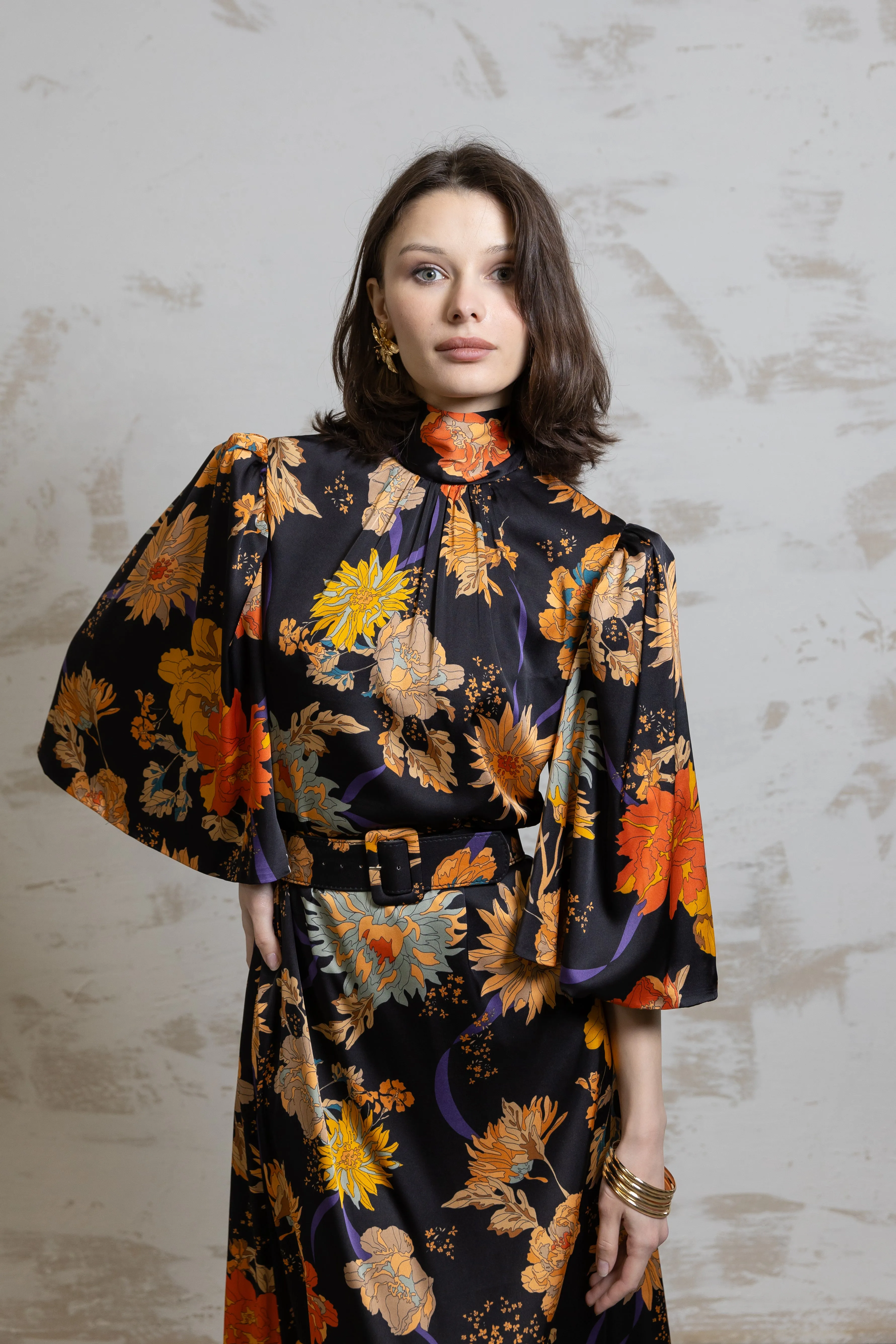 Cozy Wearable Scarlette Midi Floral Dress