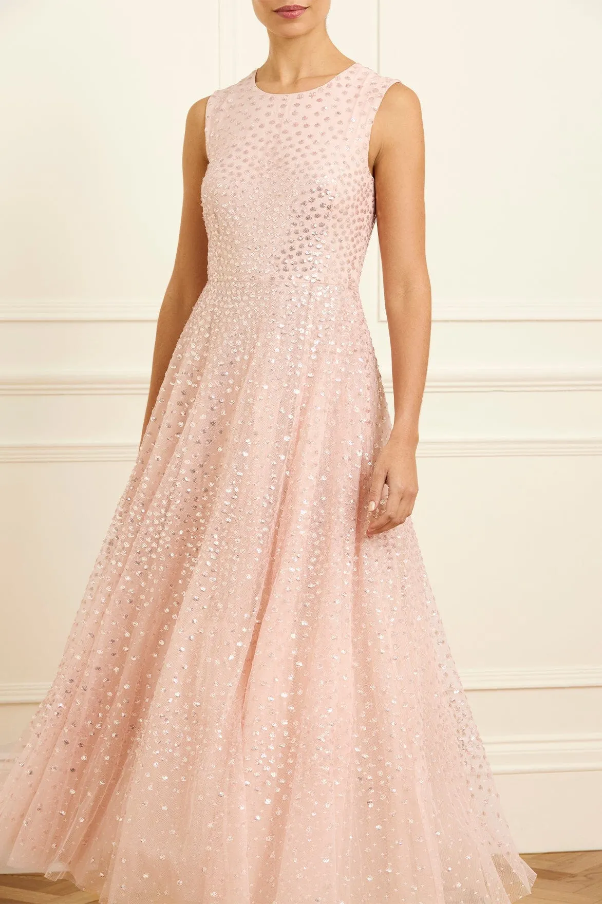 Scatter Dot Short Cape Ankle Gown Seamless Finish Smart Tones