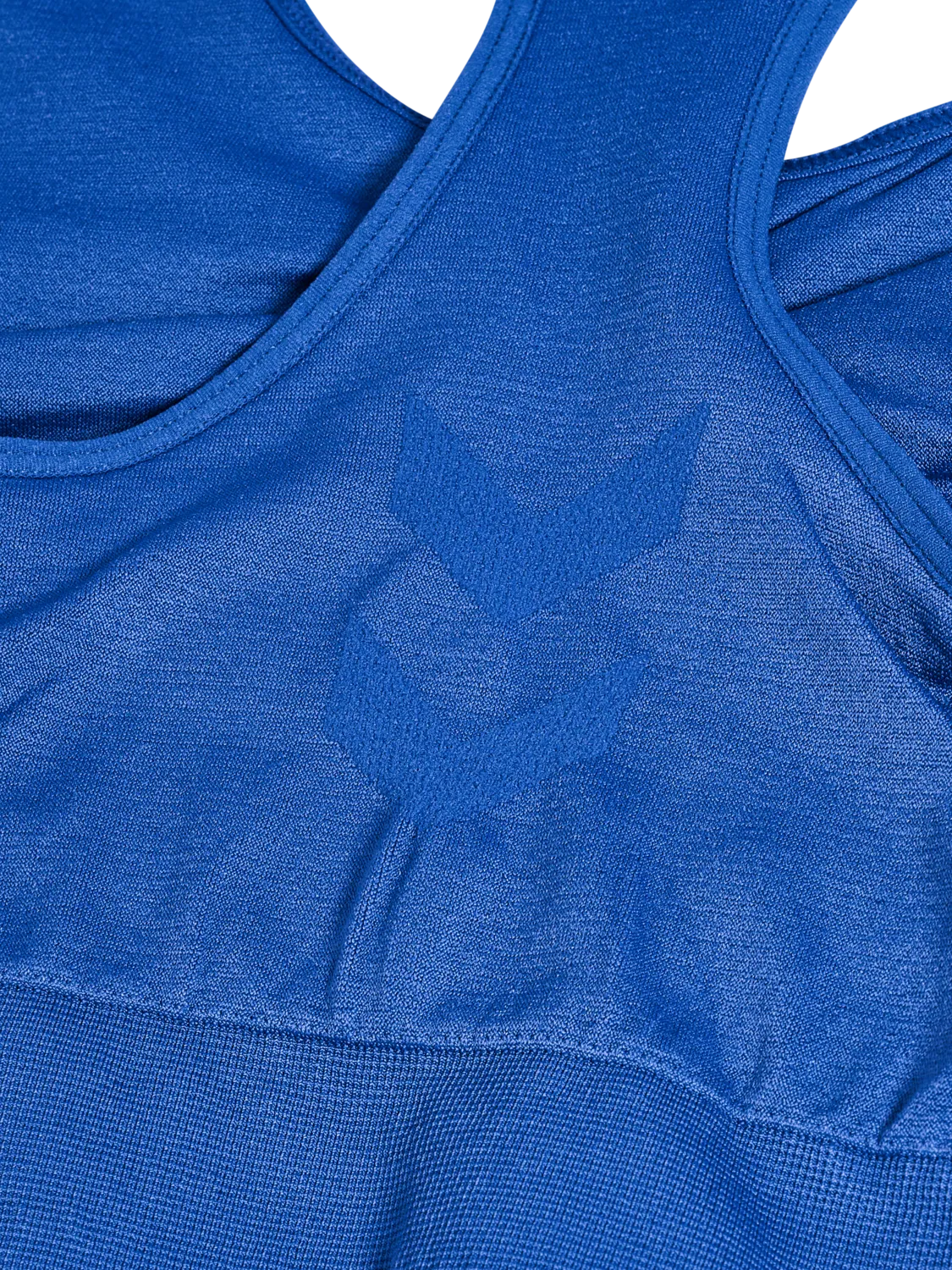 Seamless sports top