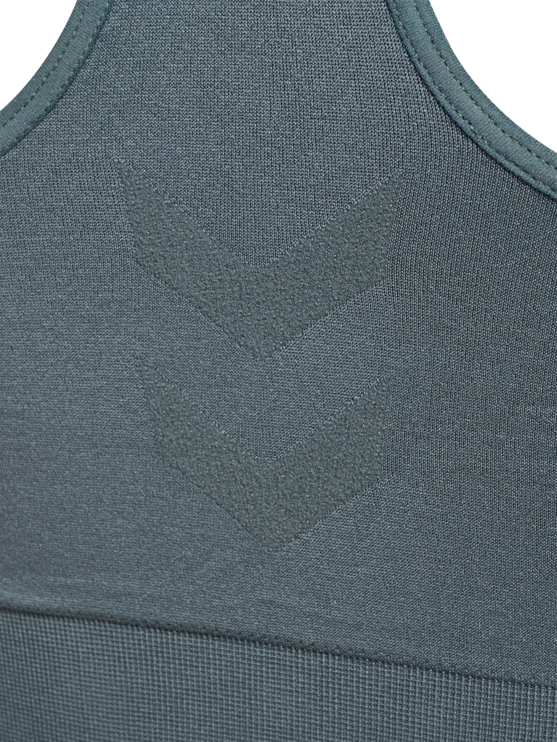 Seamless sports top
