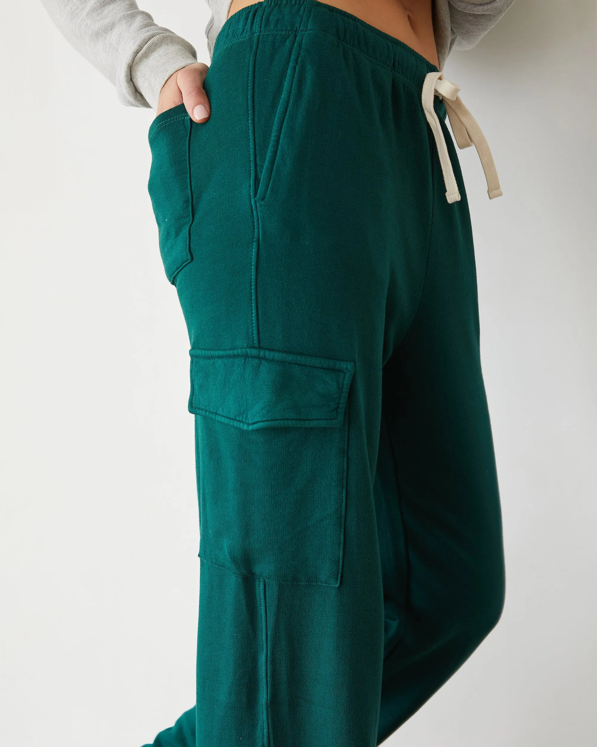 ContrastStitching Quick Dry Technology Softfleece Straight Leg Cargo Sweat