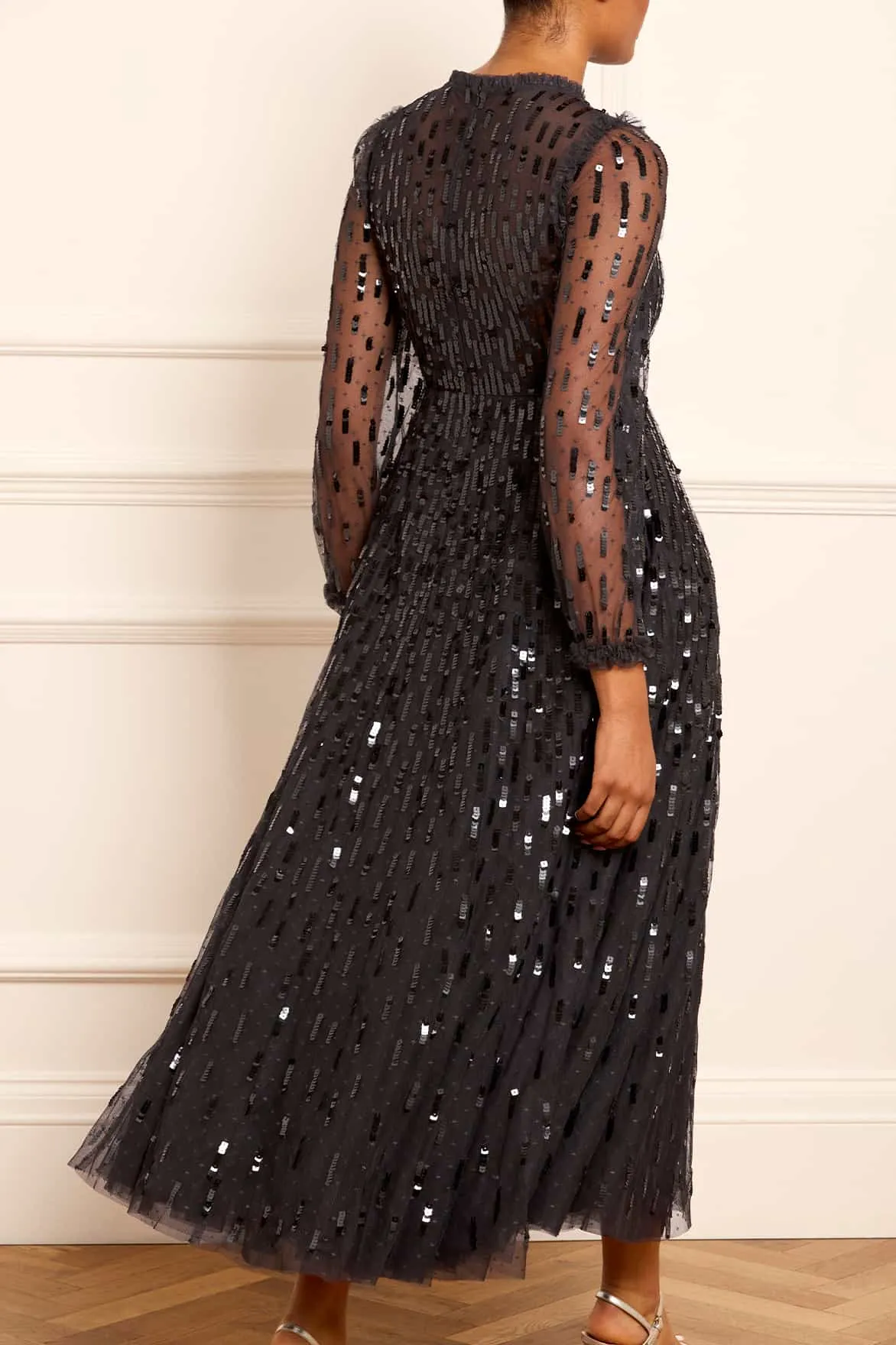 Classic and Modern Charming Style Sequin Dash Long Sleeve Gown