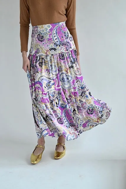 Daphne Paisley Skirt party look Subtle Finish