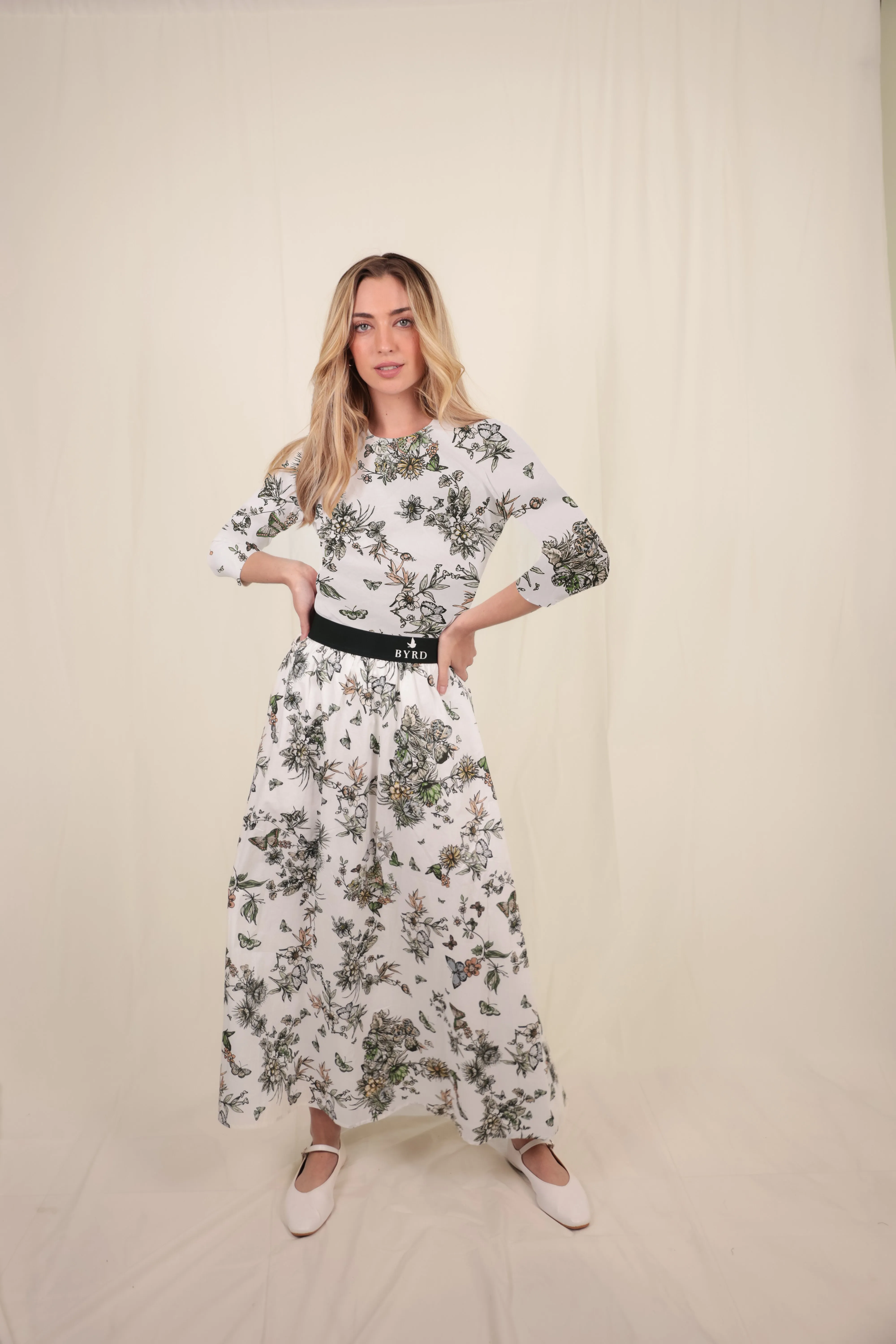 Sheath Shape Lyne Tee Sheer Overlay