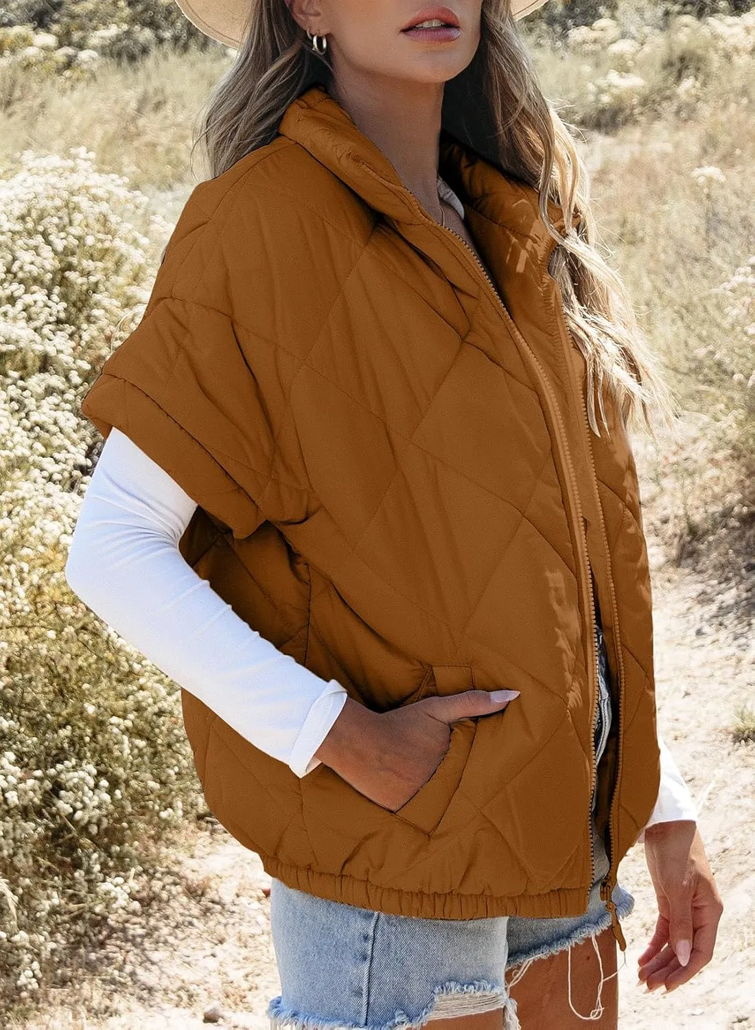 SHEWIN Quilted Jackets For Women 2024 Casual Lightweight Short Sleeve Zip Up Warm Vests