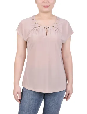 Short Extended-Sleeve Grommet Neck Knit Top ErgonomicShape
