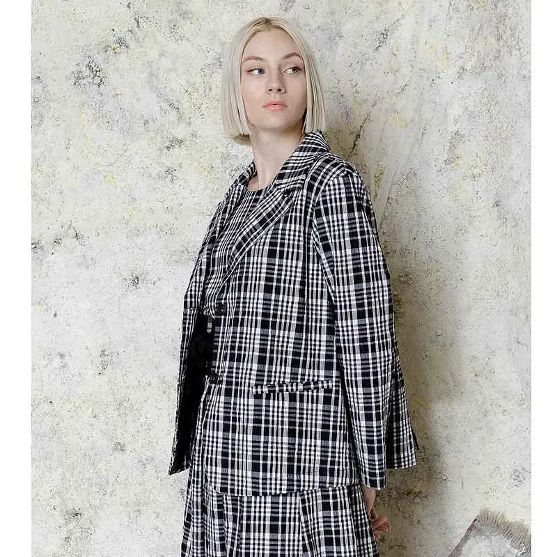 Short Flared Jacket Navy Check