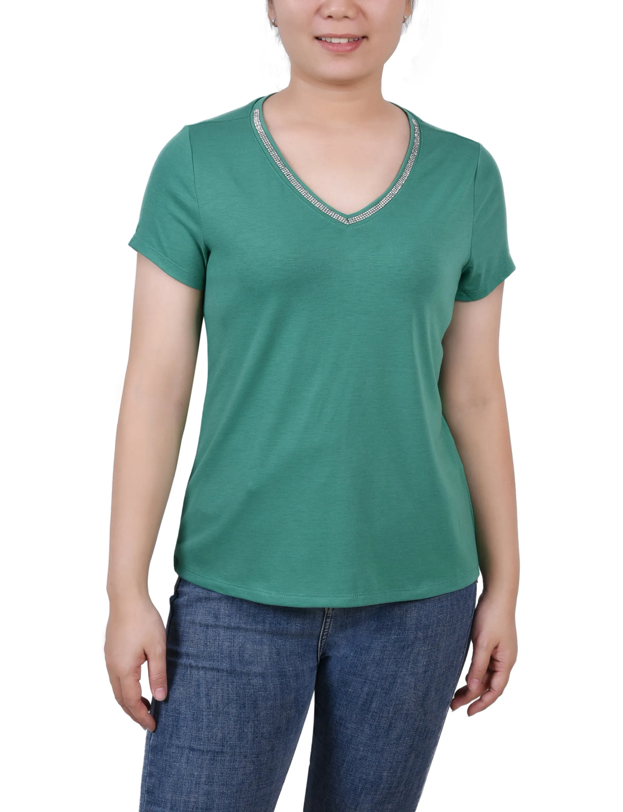 Short Sleeve Top With Stone Details MultiPocket Design BreathableMoistureBarrier
