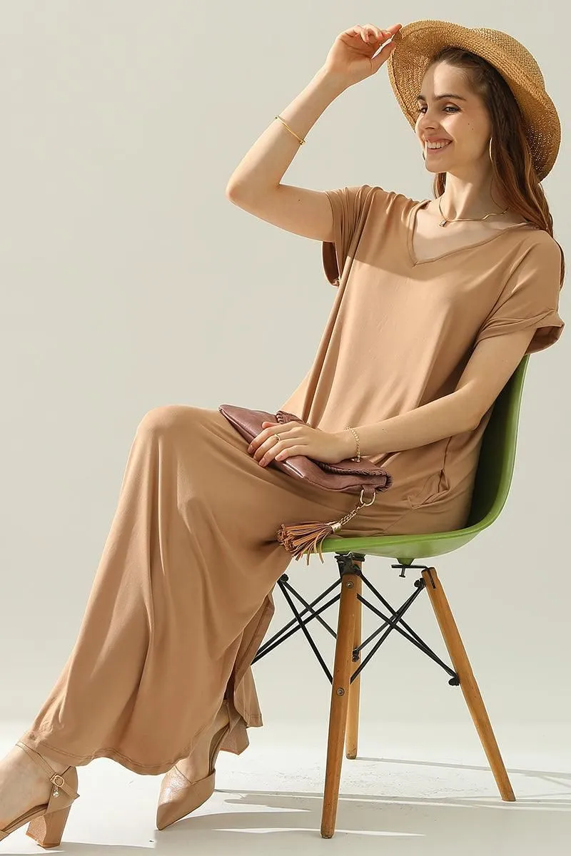 Refined fit SHORT SLEEVE V-NECK MAXI DRESS WITH SIDE SLIT
