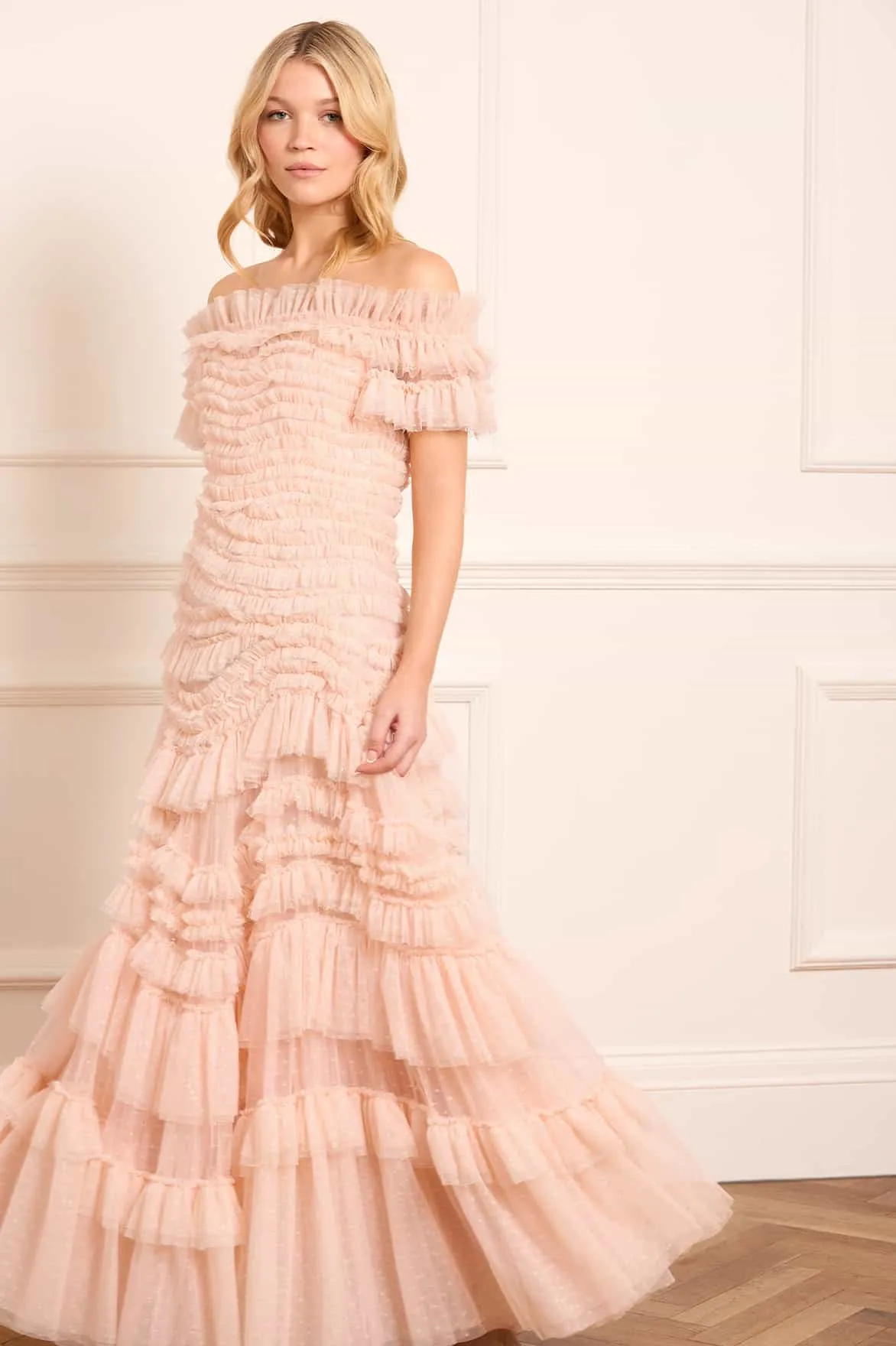 Wild Rose Off-Shoulder Gown Relax Style