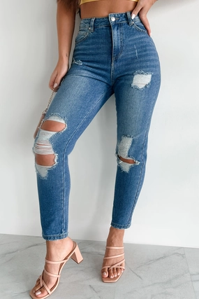 VentilatedArmholes Ariah High Rise Distressed Mom Jeans (Medium Denim)